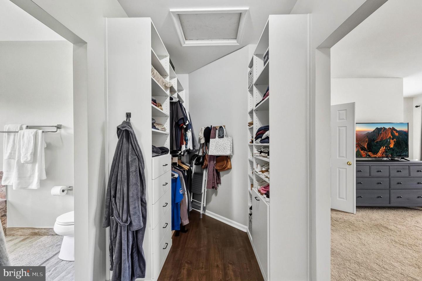 648 ELLIOT DR, PURCELLVILLE, Virginia 20132, 5 Bedrooms Bedrooms, ,3 BathroomsBathrooms,Residential,For sale,648 ELLIOT DR,VALO2110682 MLS # VALO2110682 648 ELLIOT DR, PURCELLVILLE, Virginia 20132, 5 Bedrooms Bedrooms, ,3 BathroomsBathrooms,Residential,For sale,648 ELLIOT DR,VALO2110682 MLS # VALO2110682