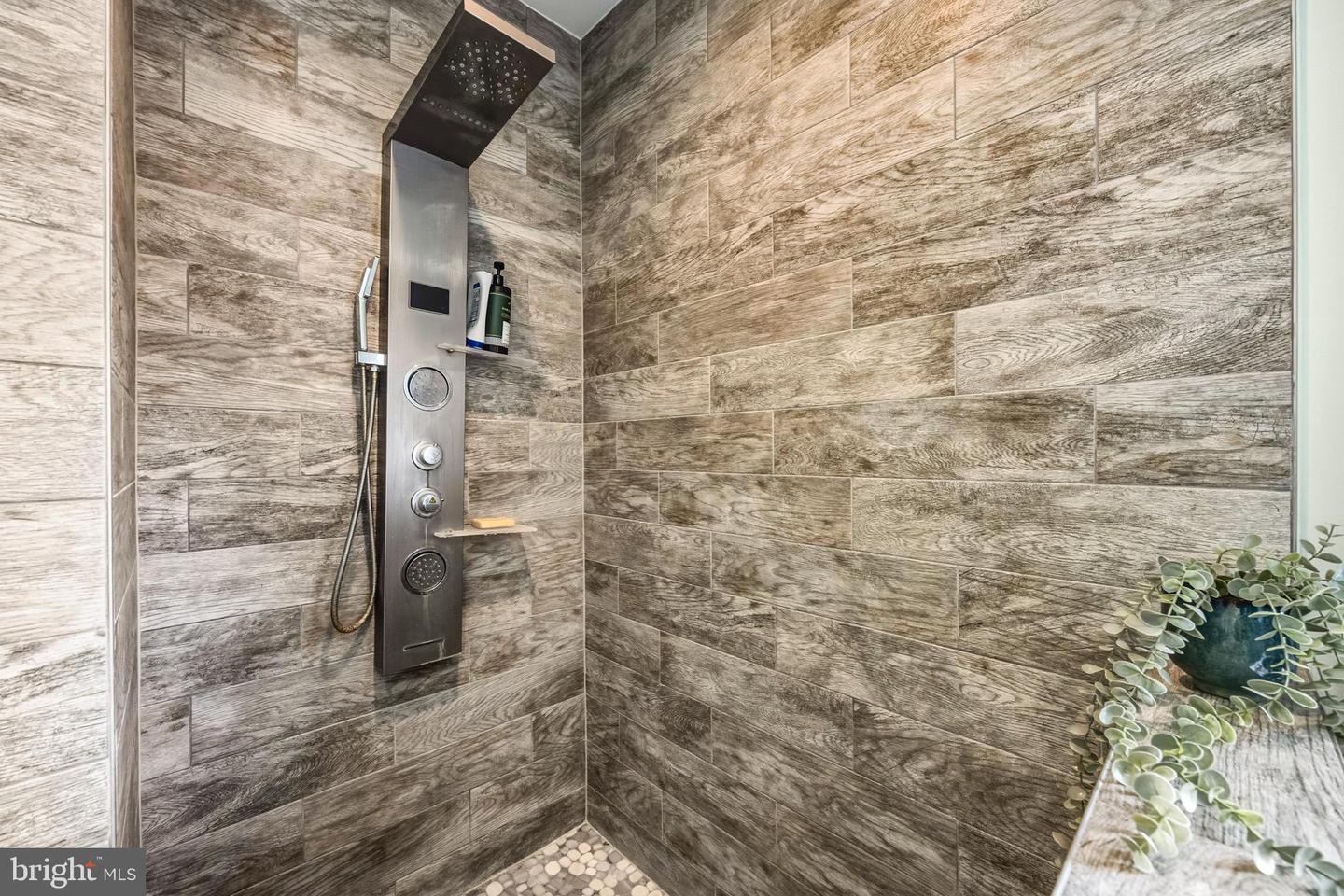 648 ELLIOT DR, PURCELLVILLE, Virginia 20132, 5 Bedrooms Bedrooms, ,3 BathroomsBathrooms,Residential,For sale,648 ELLIOT DR,VALO2110682 MLS # VALO2110682 648 ELLIOT DR, PURCELLVILLE, Virginia 20132, 5 Bedrooms Bedrooms, ,3 BathroomsBathrooms,Residential,For sale,648 ELLIOT DR,VALO2110682 MLS # VALO2110682