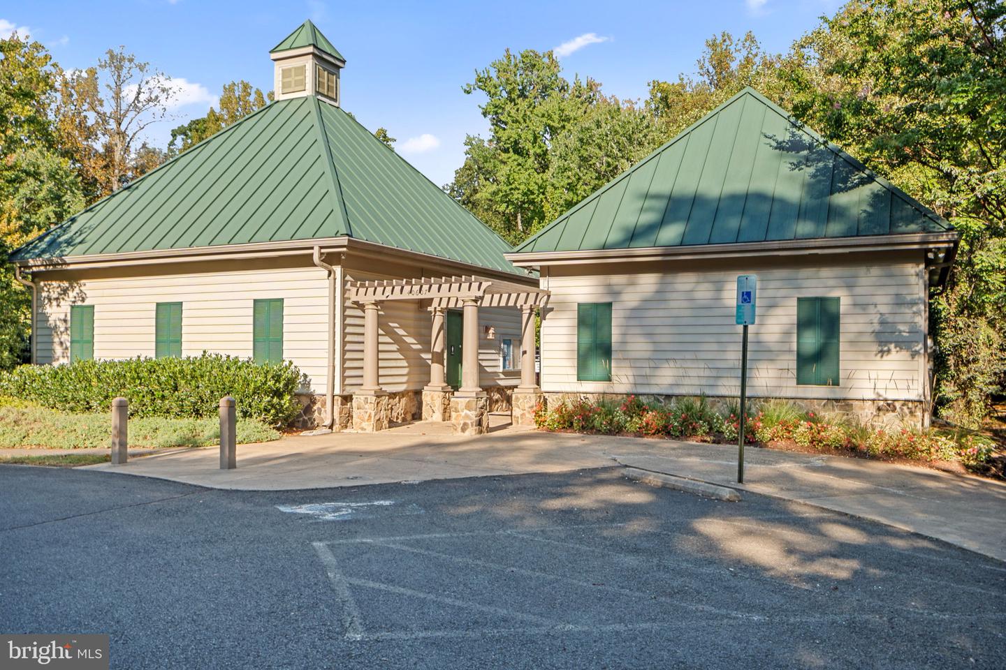 24188 SPRING MEADOW CIR, ALDIE, Virginia 20105, 4 Bedrooms Bedrooms, ,4 BathroomsBathrooms,Residential,For sale,24188 SPRING MEADOW CIR,VALO2110686 MLS # VALO2110686 24188 SPRING MEADOW CIR, ALDIE, Virginia 20105, 4 Bedrooms Bedrooms, ,4 BathroomsBathrooms,Residential,For sale,24188 SPRING MEADOW CIR,VALO2110686 MLS # VALO2110686