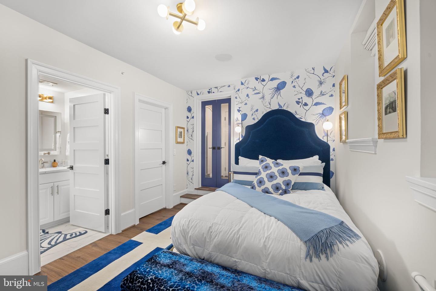 1305 30TH ST NW #106, WASHINGTON, District Of Columbia 20007, 2 Bedrooms Bedrooms, ,3 BathroomsBathrooms,Residential,For sale,1305 30TH ST NW #106,DCDC2230536 MLS # DCDC2230536