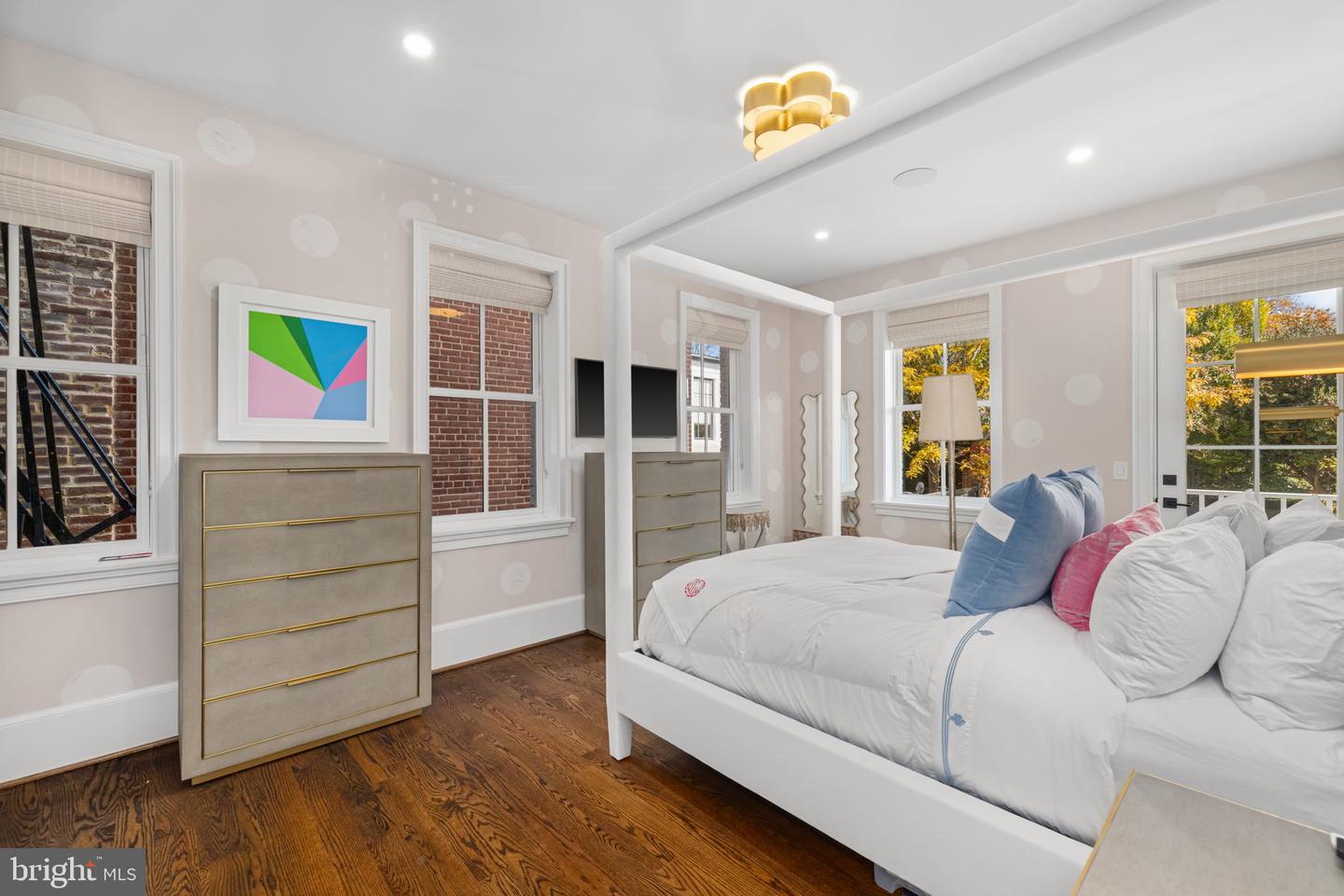 1305 30TH ST NW #106, WASHINGTON, District Of Columbia 20007, 2 Bedrooms Bedrooms, ,3 BathroomsBathrooms,Residential,For sale,1305 30TH ST NW #106,DCDC2230536 MLS # DCDC2230536