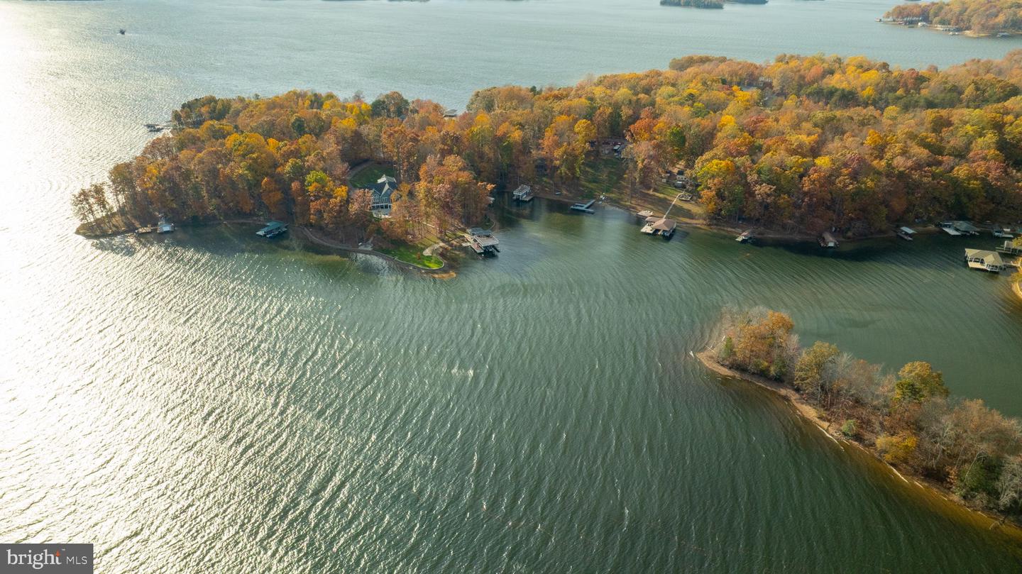 2841 BLOUNT DR, BUMPASS, Virginia 23024, 3 Bedrooms Bedrooms, 12 Rooms Rooms,2 BathroomsBathrooms,Residential,For sale,2841 BLOUNT DR,VASP2037446 MLS # VASP2037446