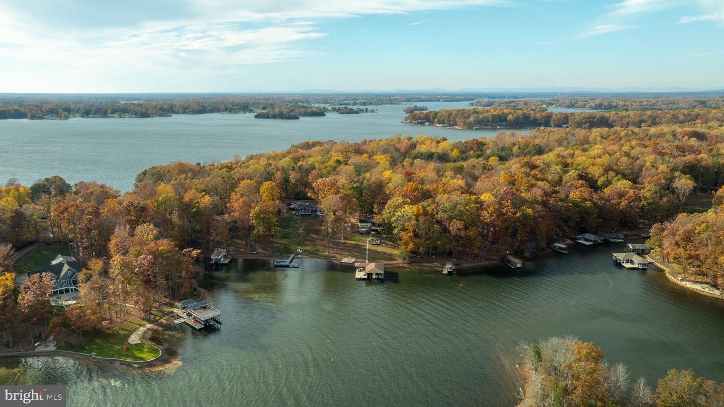 2841 BLOUNT DR, BUMPASS, Virginia 23024, 3 Bedrooms Bedrooms, 12 Rooms Rooms,2 BathroomsBathrooms,Residential,For sale,2841 BLOUNT DR,VASP2037446 MLS # VASP2037446