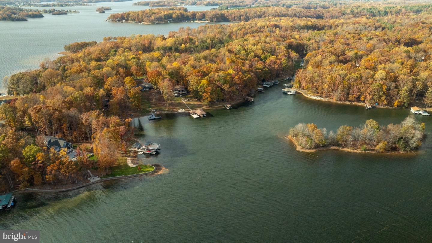 2841 BLOUNT DR, BUMPASS, Virginia 23024, 3 Bedrooms Bedrooms, 12 Rooms Rooms,2 BathroomsBathrooms,Residential,For sale,2841 BLOUNT DR,VASP2037446 MLS # VASP2037446