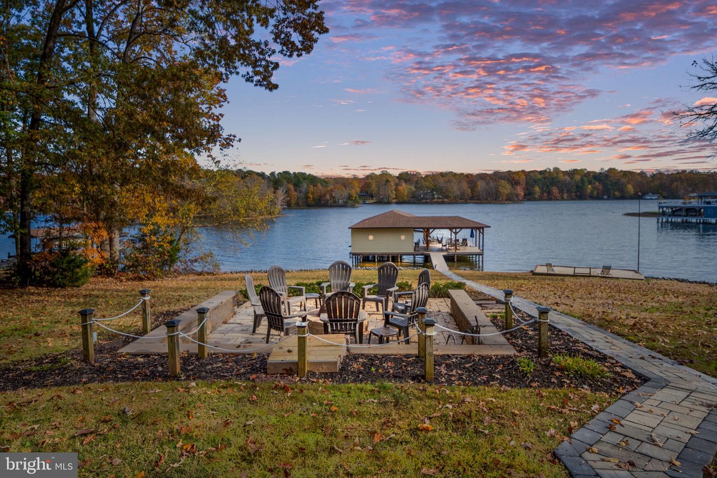 2841 BLOUNT DR, BUMPASS, Virginia 23024, 3 Bedrooms Bedrooms, 12 Rooms Rooms,2 BathroomsBathrooms,Residential,For sale,2841 BLOUNT DR,VASP2037446 MLS # VASP2037446