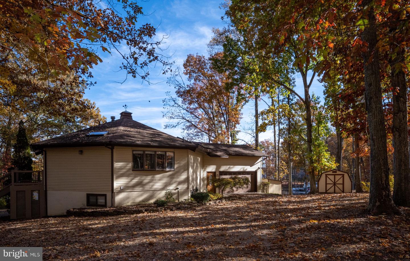 2841 BLOUNT DR, BUMPASS, Virginia 23024, 3 Bedrooms Bedrooms, 12 Rooms Rooms,2 BathroomsBathrooms,Residential,For sale,2841 BLOUNT DR,VASP2037446 MLS # VASP2037446