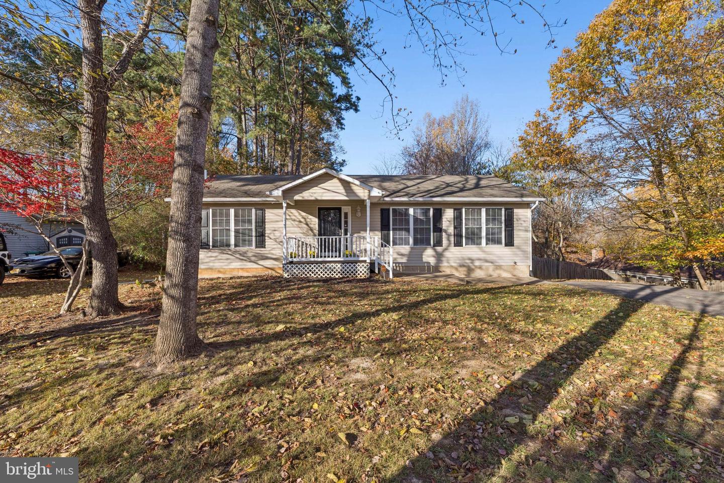 4 CHESTNUT LN, STAFFORD, Virginia 22556, 4 Bedrooms Bedrooms, ,3 BathroomsBathrooms,Residential,For sale,4 CHESTNUT LN,VAST2044052 MLS # VAST2044052