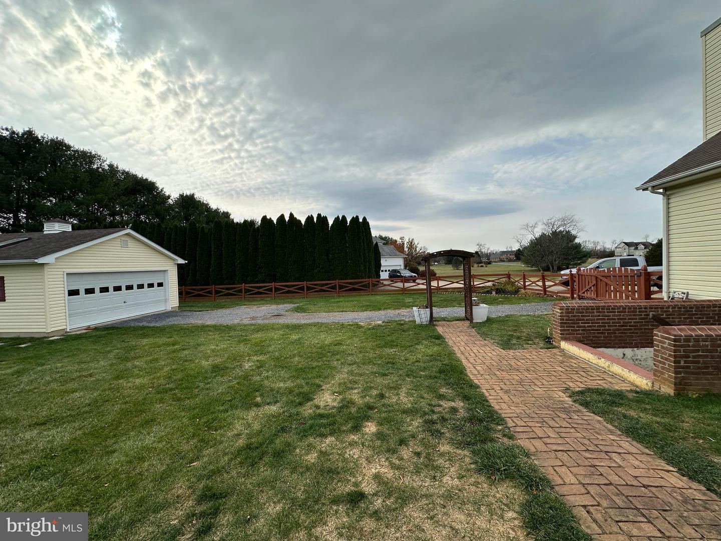 201 VISTA LN, WHITE POST, Virginia 22663, 4 Bedrooms Bedrooms, 8 Rooms Rooms,2 BathroomsBathrooms,Residential,For sale,201 VISTA LN,VACL2006206 MLS # VACL2006206