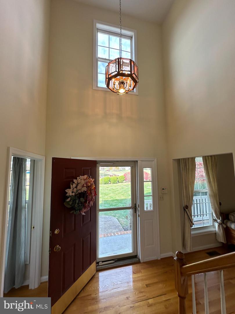 201 VISTA LN, WHITE POST, Virginia 22663, 4 Bedrooms Bedrooms, 8 Rooms Rooms,2 BathroomsBathrooms,Residential,For sale,201 VISTA LN,VACL2006206 MLS # VACL2006206