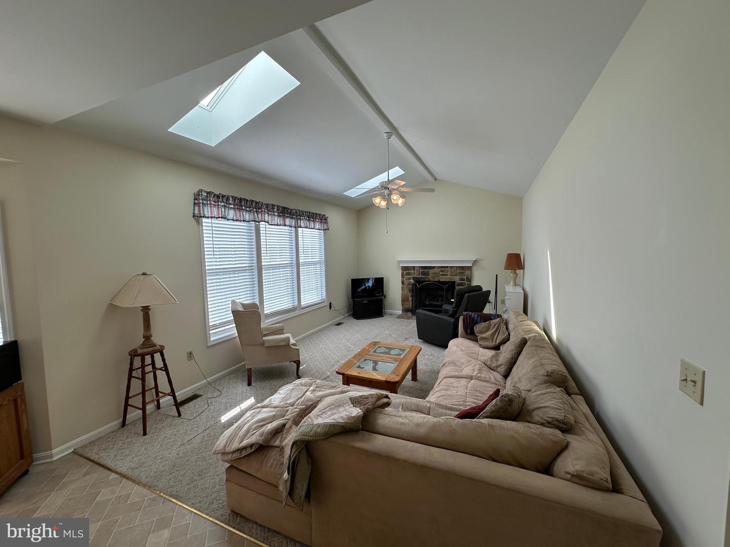 201 VISTA LN, WHITE POST, Virginia 22663, 4 Bedrooms Bedrooms, 8 Rooms Rooms,2 BathroomsBathrooms,Residential,For sale,201 VISTA LN,VACL2006206 MLS # VACL2006206