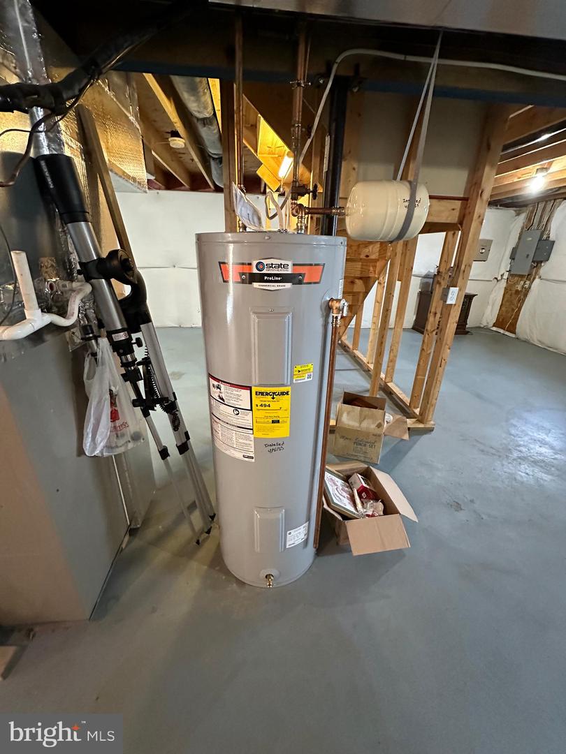 201 VISTA LN, WHITE POST, Virginia 22663, 4 Bedrooms Bedrooms, 8 Rooms Rooms,2 BathroomsBathrooms,Residential,For sale,201 VISTA LN,VACL2006206 MLS # VACL2006206