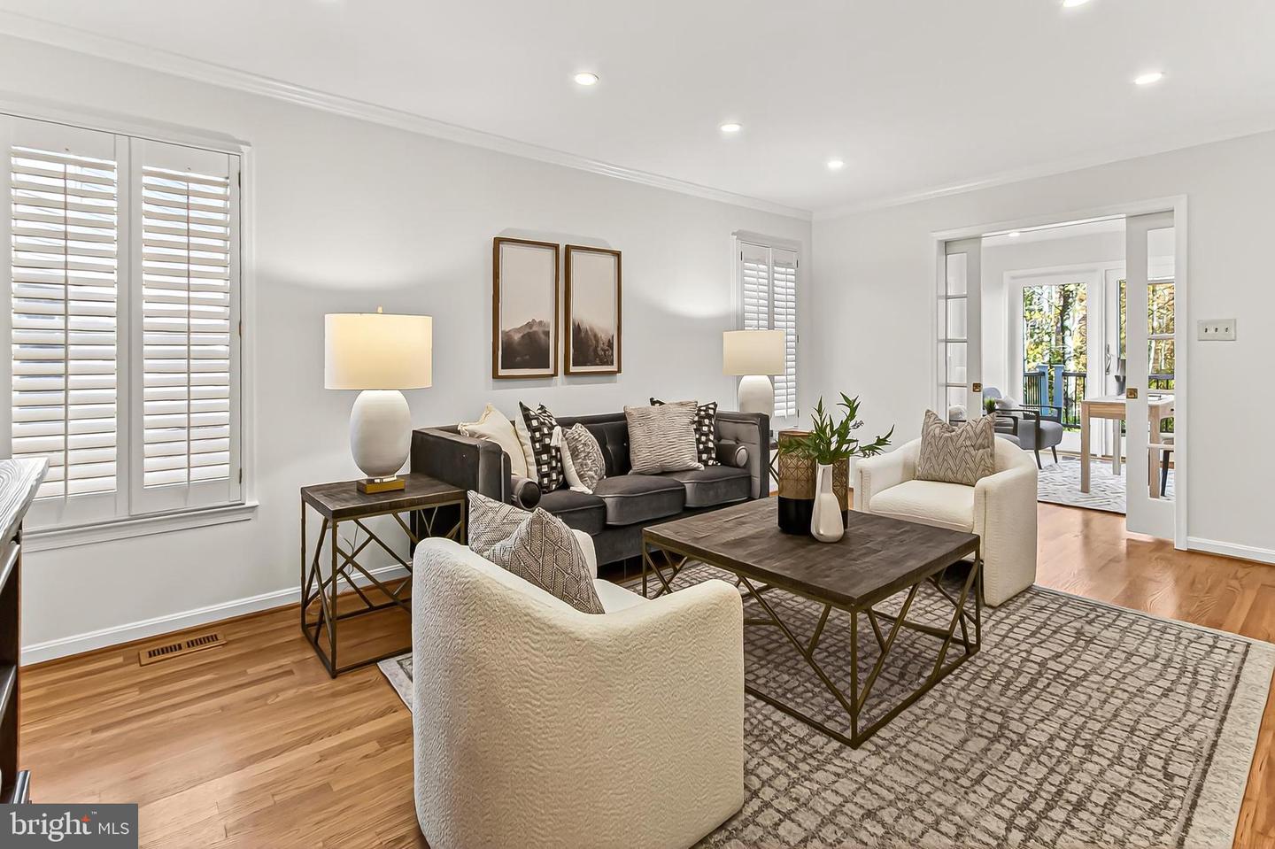 7526 WALNUT HILL LN, FALLS CHURCH, Virginia 22042, 4 Bedrooms Bedrooms, ,4 BathroomsBathrooms,Residential,For sale,7526 WALNUT HILL LN,VAFX2278044 MLS # VAFX2278044 7526 WALNUT HILL LN, FALLS CHURCH, Virginia 22042, 4 Bedrooms Bedrooms, ,4 BathroomsBathrooms,Residential,For sale,7526 WALNUT HILL LN,VAFX2278044 MLS # VAFX2278044