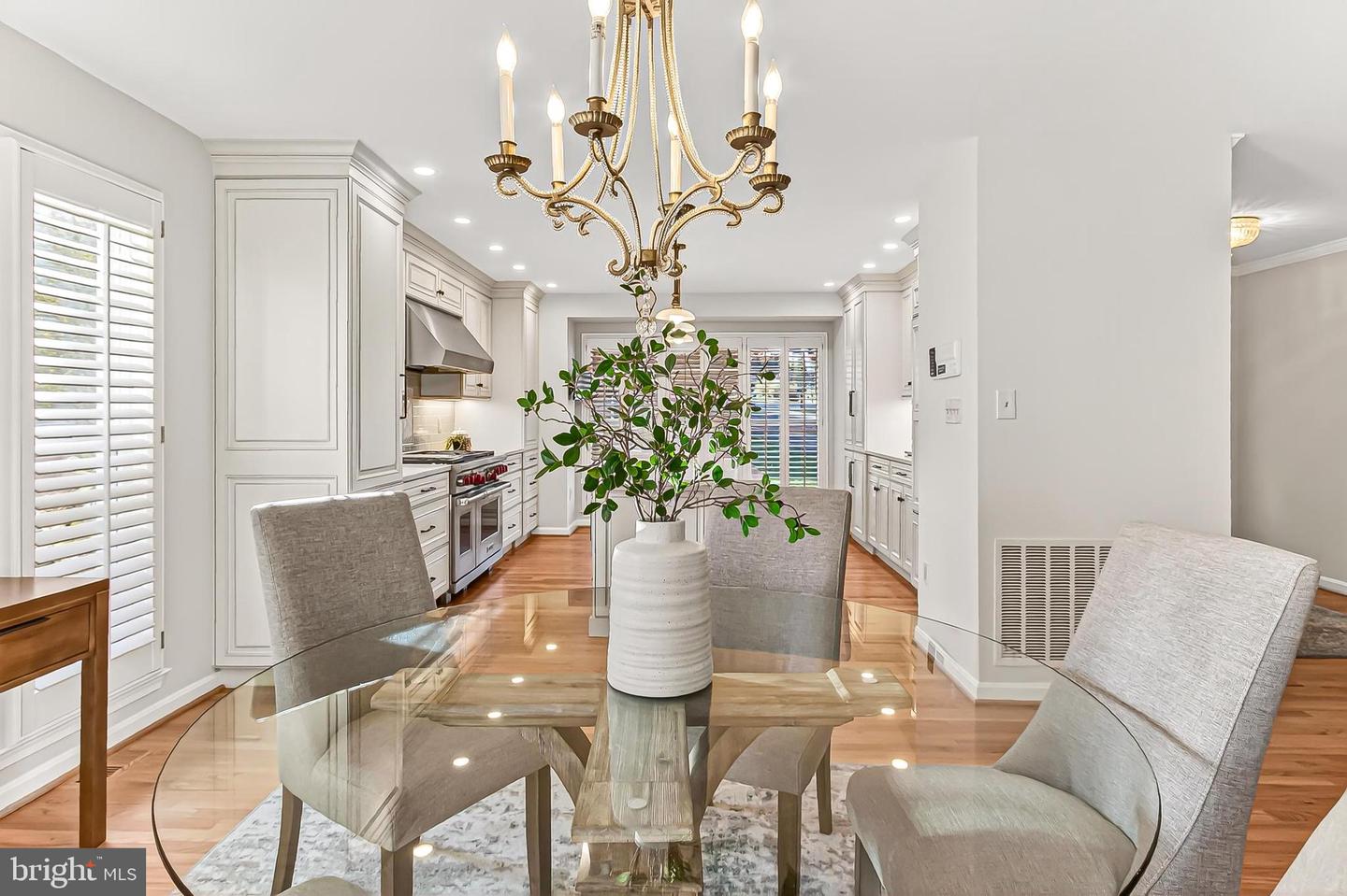 7526 WALNUT HILL LN, FALLS CHURCH, Virginia 22042, 4 Bedrooms Bedrooms, ,4 BathroomsBathrooms,Residential,For sale,7526 WALNUT HILL LN,VAFX2278044 MLS # VAFX2278044 7526 WALNUT HILL LN, FALLS CHURCH, Virginia 22042, 4 Bedrooms Bedrooms, ,4 BathroomsBathrooms,Residential,For sale,7526 WALNUT HILL LN,VAFX2278044 MLS # VAFX2278044