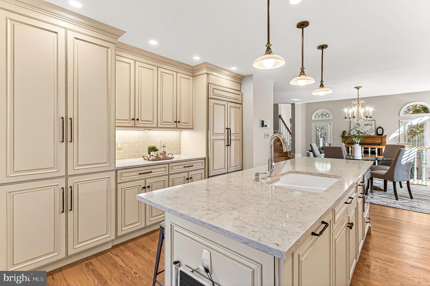 7526 WALNUT HILL LN, FALLS CHURCH, Virginia 22042, 4 Bedrooms Bedrooms, ,4 BathroomsBathrooms,Residential,For sale,7526 WALNUT HILL LN,VAFX2278044 MLS # VAFX2278044 7526 WALNUT HILL LN, FALLS CHURCH, Virginia 22042, 4 Bedrooms Bedrooms, ,4 BathroomsBathrooms,Residential,For sale,7526 WALNUT HILL LN,VAFX2278044 MLS # VAFX2278044