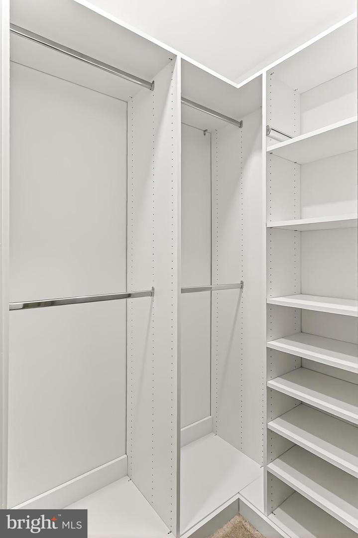 7526 WALNUT HILL LN, FALLS CHURCH, Virginia 22042, 4 Bedrooms Bedrooms, ,4 BathroomsBathrooms,Residential,For sale,7526 WALNUT HILL LN,VAFX2278044 MLS # VAFX2278044 7526 WALNUT HILL LN, FALLS CHURCH, Virginia 22042, 4 Bedrooms Bedrooms, ,4 BathroomsBathrooms,Residential,For sale,7526 WALNUT HILL LN,VAFX2278044 MLS # VAFX2278044