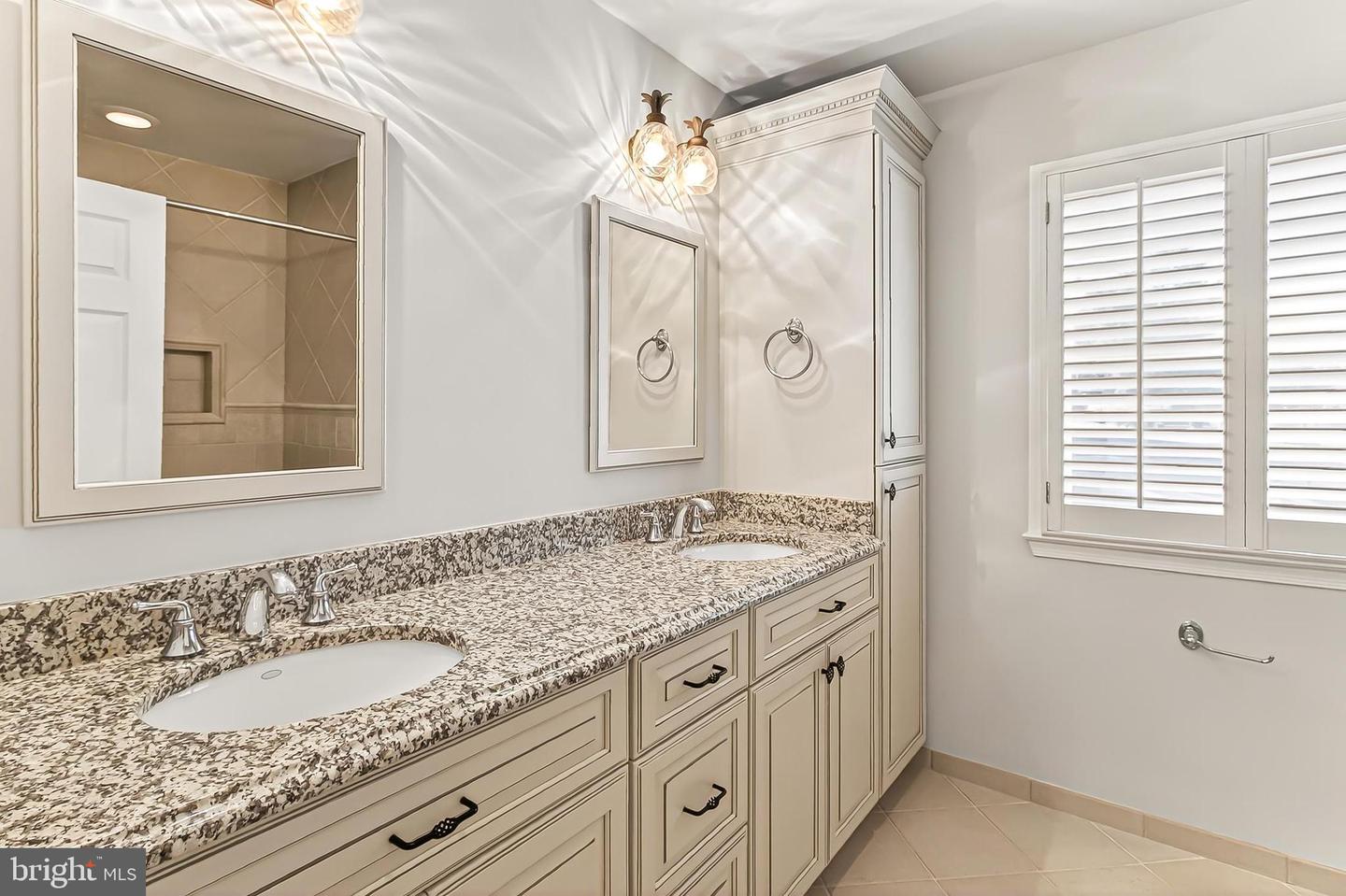 7526 WALNUT HILL LN, FALLS CHURCH, Virginia 22042, 4 Bedrooms Bedrooms, ,4 BathroomsBathrooms,Residential,For sale,7526 WALNUT HILL LN,VAFX2278044 MLS # VAFX2278044 7526 WALNUT HILL LN, FALLS CHURCH, Virginia 22042, 4 Bedrooms Bedrooms, ,4 BathroomsBathrooms,Residential,For sale,7526 WALNUT HILL LN,VAFX2278044 MLS # VAFX2278044