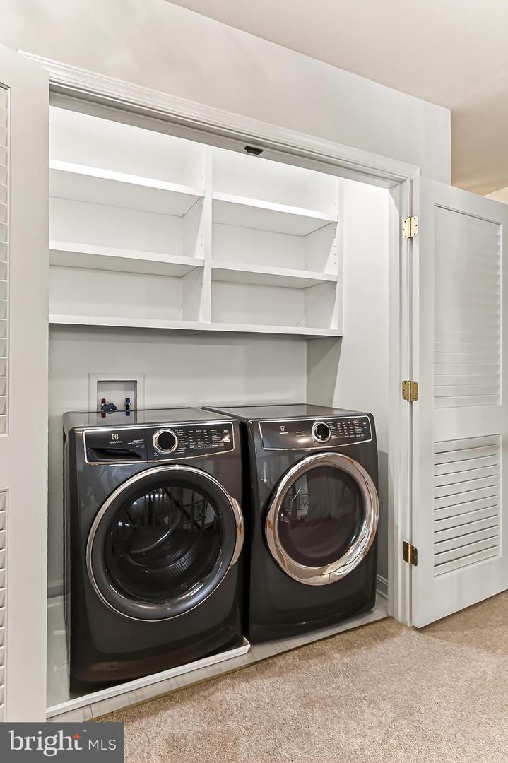 7526 WALNUT HILL LN, FALLS CHURCH, Virginia 22042, 4 Bedrooms Bedrooms, ,4 BathroomsBathrooms,Residential,For sale,7526 WALNUT HILL LN,VAFX2278044 MLS # VAFX2278044 7526 WALNUT HILL LN, FALLS CHURCH, Virginia 22042, 4 Bedrooms Bedrooms, ,4 BathroomsBathrooms,Residential,For sale,7526 WALNUT HILL LN,VAFX2278044 MLS # VAFX2278044