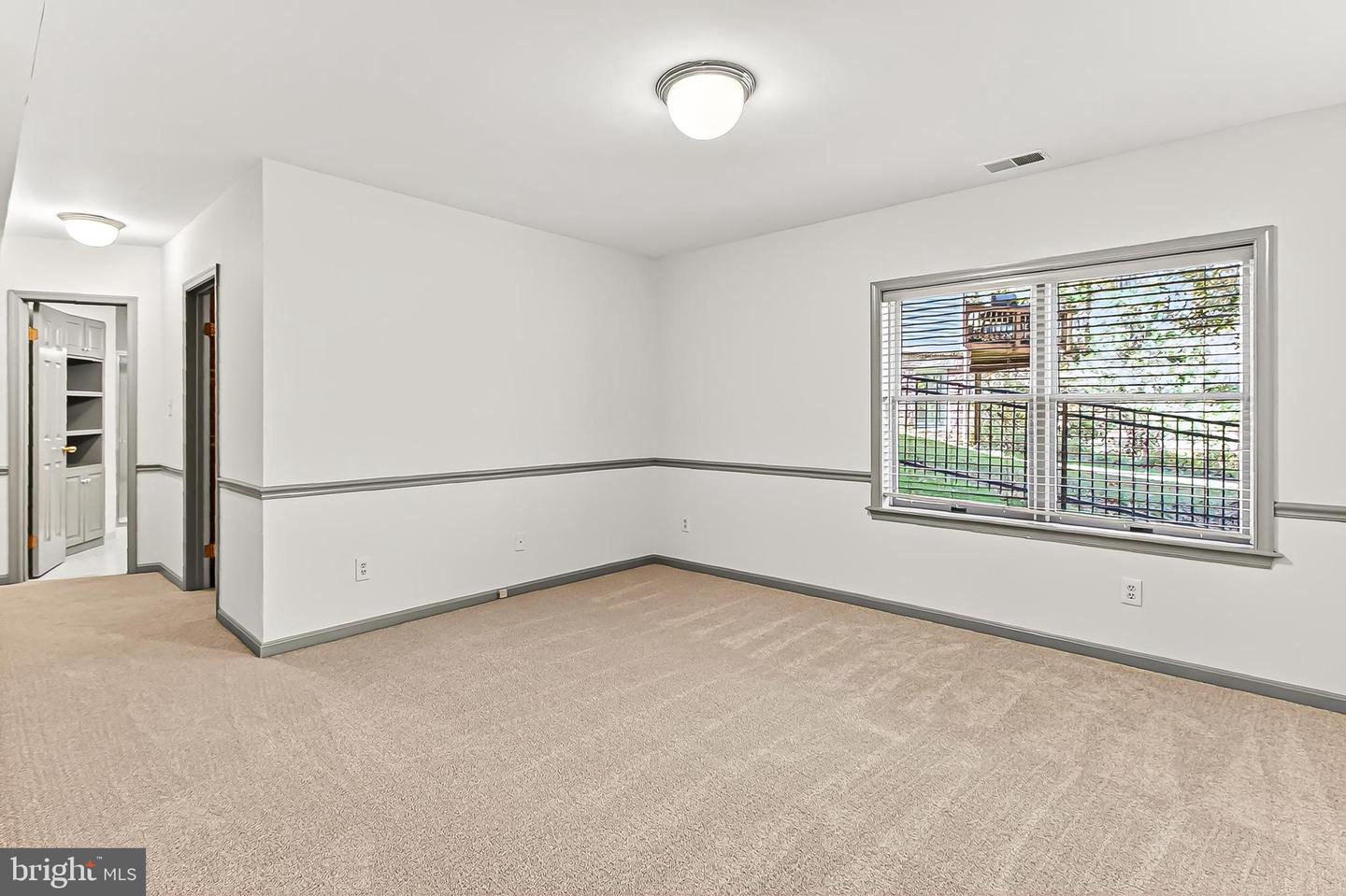 7526 WALNUT HILL LN, FALLS CHURCH, Virginia 22042, 4 Bedrooms Bedrooms, ,4 BathroomsBathrooms,Residential,For sale,7526 WALNUT HILL LN,VAFX2278044 MLS # VAFX2278044 7526 WALNUT HILL LN, FALLS CHURCH, Virginia 22042, 4 Bedrooms Bedrooms, ,4 BathroomsBathrooms,Residential,For sale,7526 WALNUT HILL LN,VAFX2278044 MLS # VAFX2278044