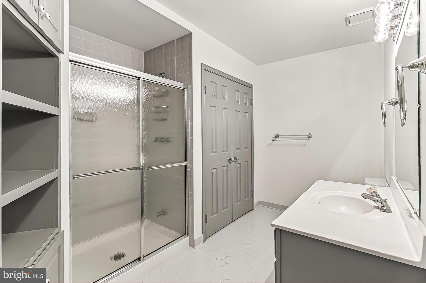 7526 WALNUT HILL LN, FALLS CHURCH, Virginia 22042, 4 Bedrooms Bedrooms, ,4 BathroomsBathrooms,Residential,For sale,7526 WALNUT HILL LN,VAFX2278044 MLS # VAFX2278044 7526 WALNUT HILL LN, FALLS CHURCH, Virginia 22042, 4 Bedrooms Bedrooms, ,4 BathroomsBathrooms,Residential,For sale,7526 WALNUT HILL LN,VAFX2278044 MLS # VAFX2278044