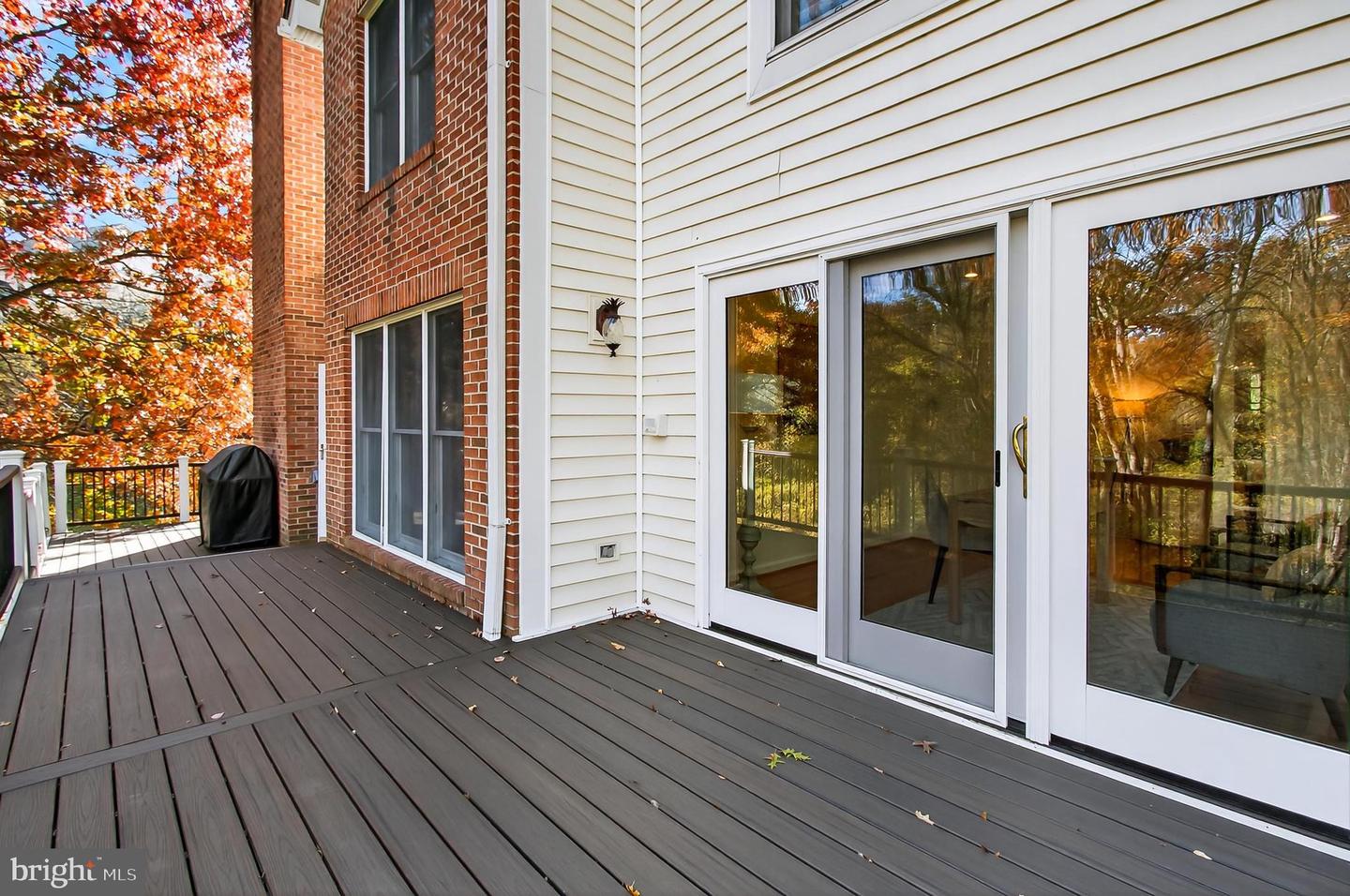 7526 WALNUT HILL LN, FALLS CHURCH, Virginia 22042, 4 Bedrooms Bedrooms, ,4 BathroomsBathrooms,Residential,For sale,7526 WALNUT HILL LN,VAFX2278044 MLS # VAFX2278044 7526 WALNUT HILL LN, FALLS CHURCH, Virginia 22042, 4 Bedrooms Bedrooms, ,4 BathroomsBathrooms,Residential,For sale,7526 WALNUT HILL LN,VAFX2278044 MLS # VAFX2278044