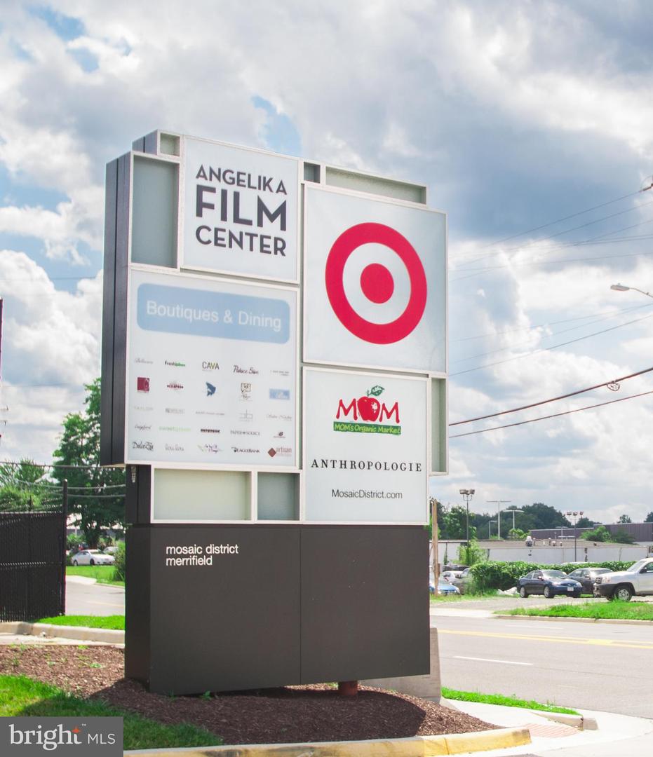 7526 WALNUT HILL LN, FALLS CHURCH, Virginia 22042, 4 Bedrooms Bedrooms, ,4 BathroomsBathrooms,Residential,For sale,7526 WALNUT HILL LN,VAFX2278044 MLS # VAFX2278044 7526 WALNUT HILL LN, FALLS CHURCH, Virginia 22042, 4 Bedrooms Bedrooms, ,4 BathroomsBathrooms,Residential,For sale,7526 WALNUT HILL LN,VAFX2278044 MLS # VAFX2278044