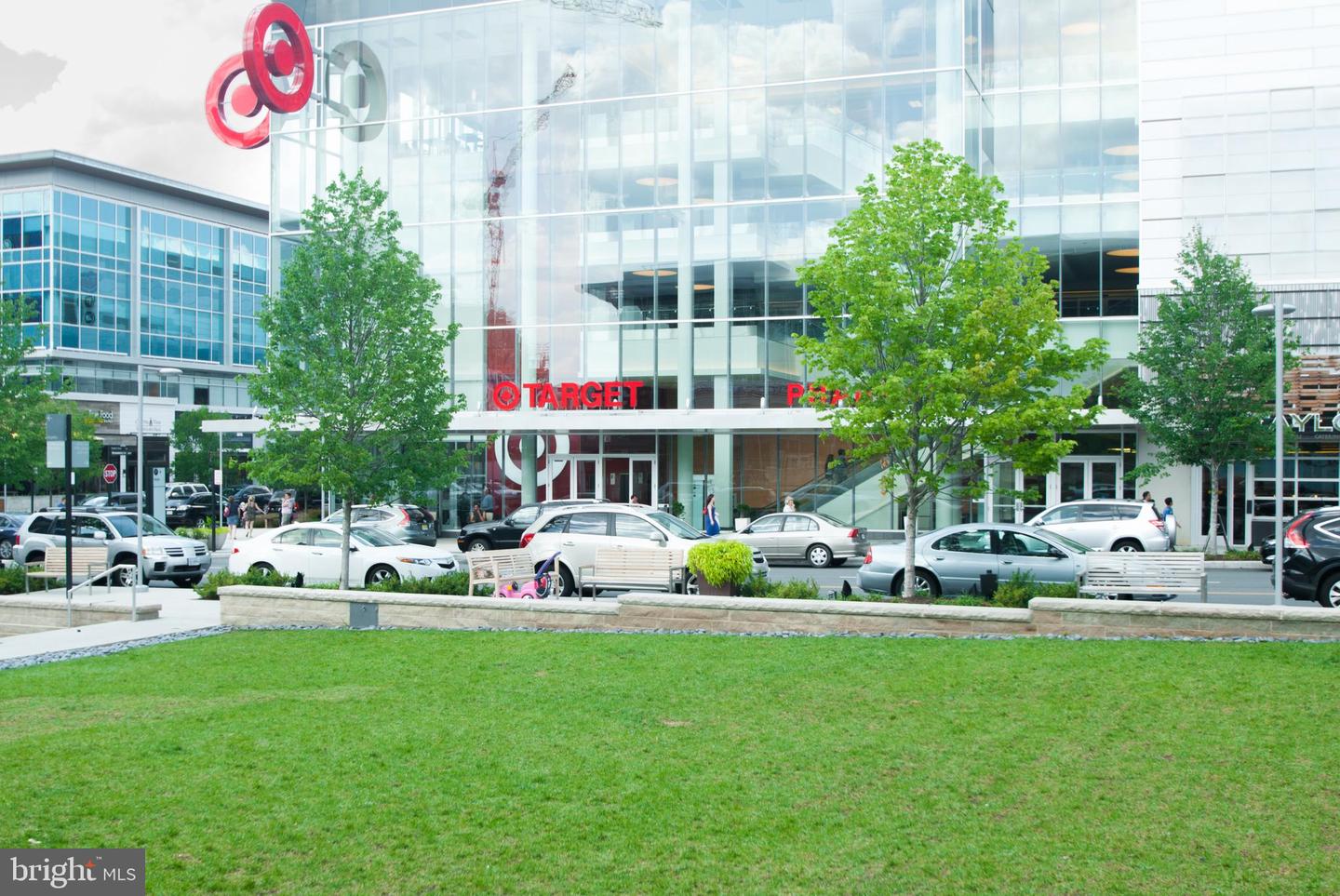 7526 WALNUT HILL LN, FALLS CHURCH, Virginia 22042, 4 Bedrooms Bedrooms, ,4 BathroomsBathrooms,Residential,For sale,7526 WALNUT HILL LN,VAFX2278044 MLS # VAFX2278044 7526 WALNUT HILL LN, FALLS CHURCH, Virginia 22042, 4 Bedrooms Bedrooms, ,4 BathroomsBathrooms,Residential,For sale,7526 WALNUT HILL LN,VAFX2278044 MLS # VAFX2278044