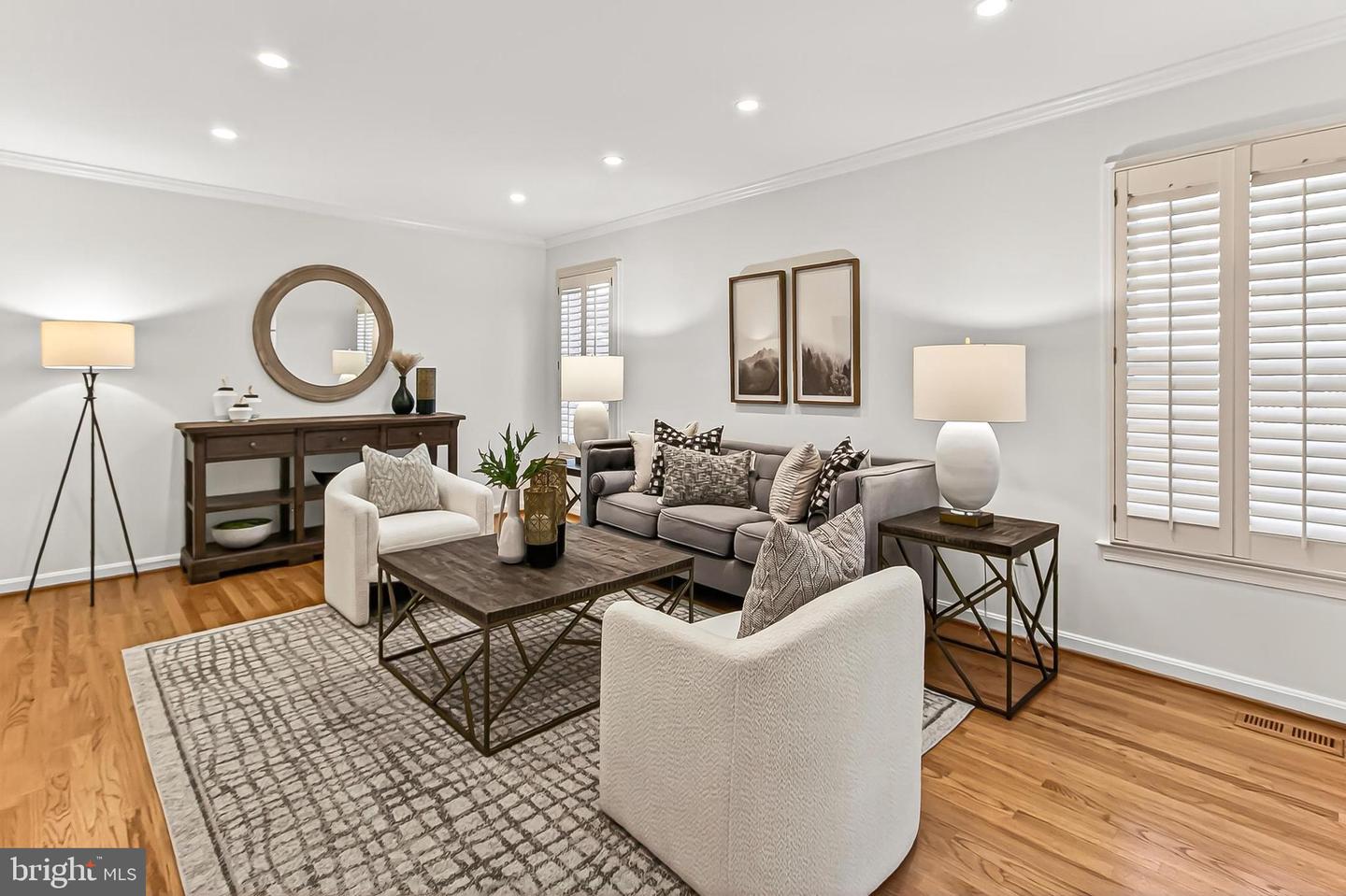 7526 WALNUT HILL LN, FALLS CHURCH, Virginia 22042, 4 Bedrooms Bedrooms, ,4 BathroomsBathrooms,Residential,For sale,7526 WALNUT HILL LN,VAFX2278044 MLS # VAFX2278044 7526 WALNUT HILL LN, FALLS CHURCH, Virginia 22042, 4 Bedrooms Bedrooms, ,4 BathroomsBathrooms,Residential,For sale,7526 WALNUT HILL LN,VAFX2278044 MLS # VAFX2278044