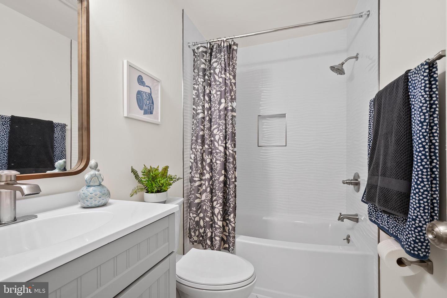 7409 RANGE RD, ALEXANDRIA, Virginia 22306, 4 Bedrooms Bedrooms, ,3 BathroomsBathrooms,Residential,For sale,7409 RANGE RD,VAFX2278084 MLS # VAFX2278084 7409 RANGE RD, ALEXANDRIA, Virginia 22306, 4 Bedrooms Bedrooms, ,3 BathroomsBathrooms,Residential,For sale,7409 RANGE RD,VAFX2278084 MLS # VAFX2278084