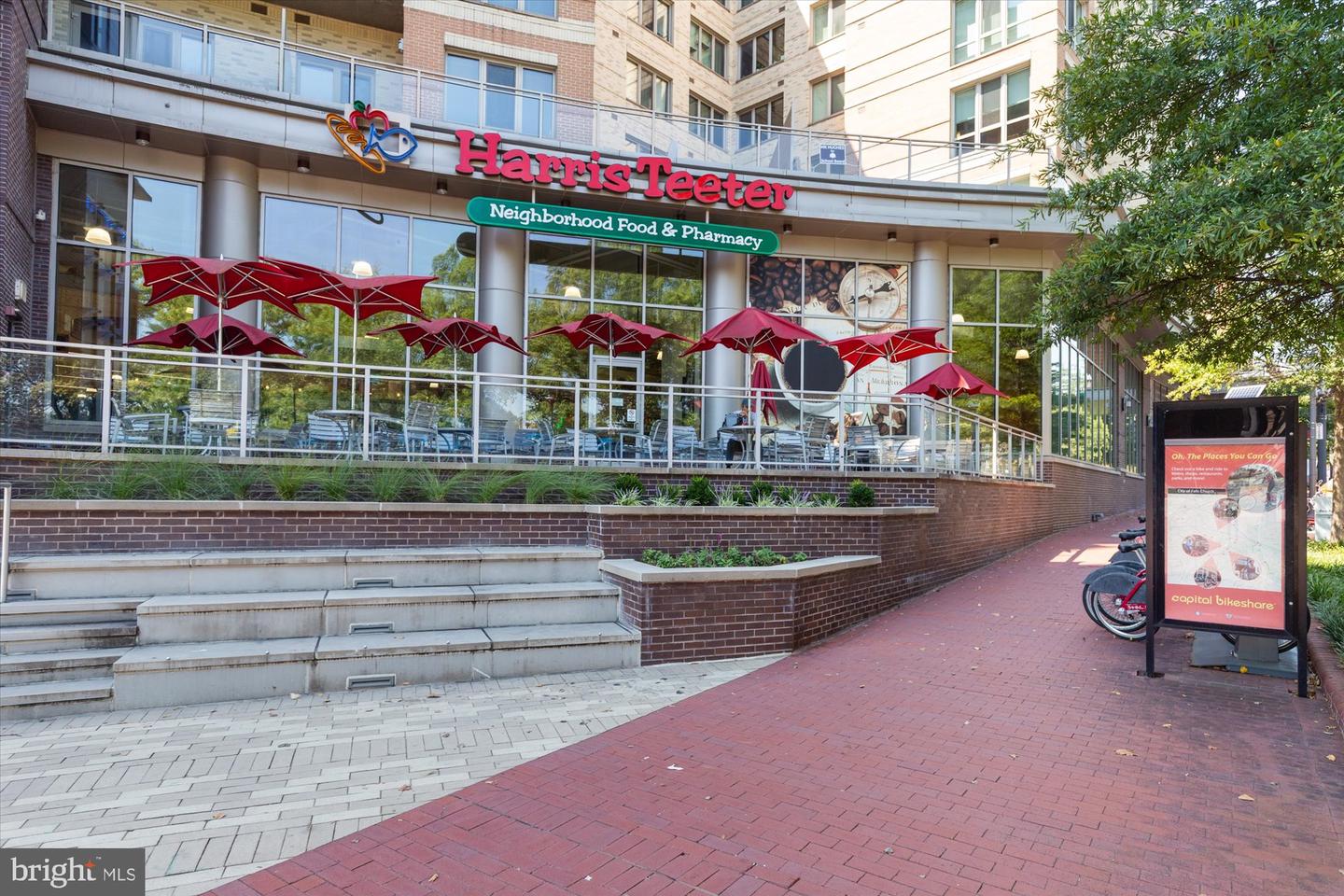 209 S VIRGINIA AVE, FALLS CHURCH, Virginia 22046, 3 Bedrooms Bedrooms, ,2 BathroomsBathrooms,Residential,For sale,209 S VIRGINIA AVE,VAFA2003424 MLS # VAFA2003424 209 S VIRGINIA AVE, FALLS CHURCH, Virginia 22046, 3 Bedrooms Bedrooms, ,2 BathroomsBathrooms,Residential,For sale,209 S VIRGINIA AVE,VAFA2003424 MLS # VAFA2003424