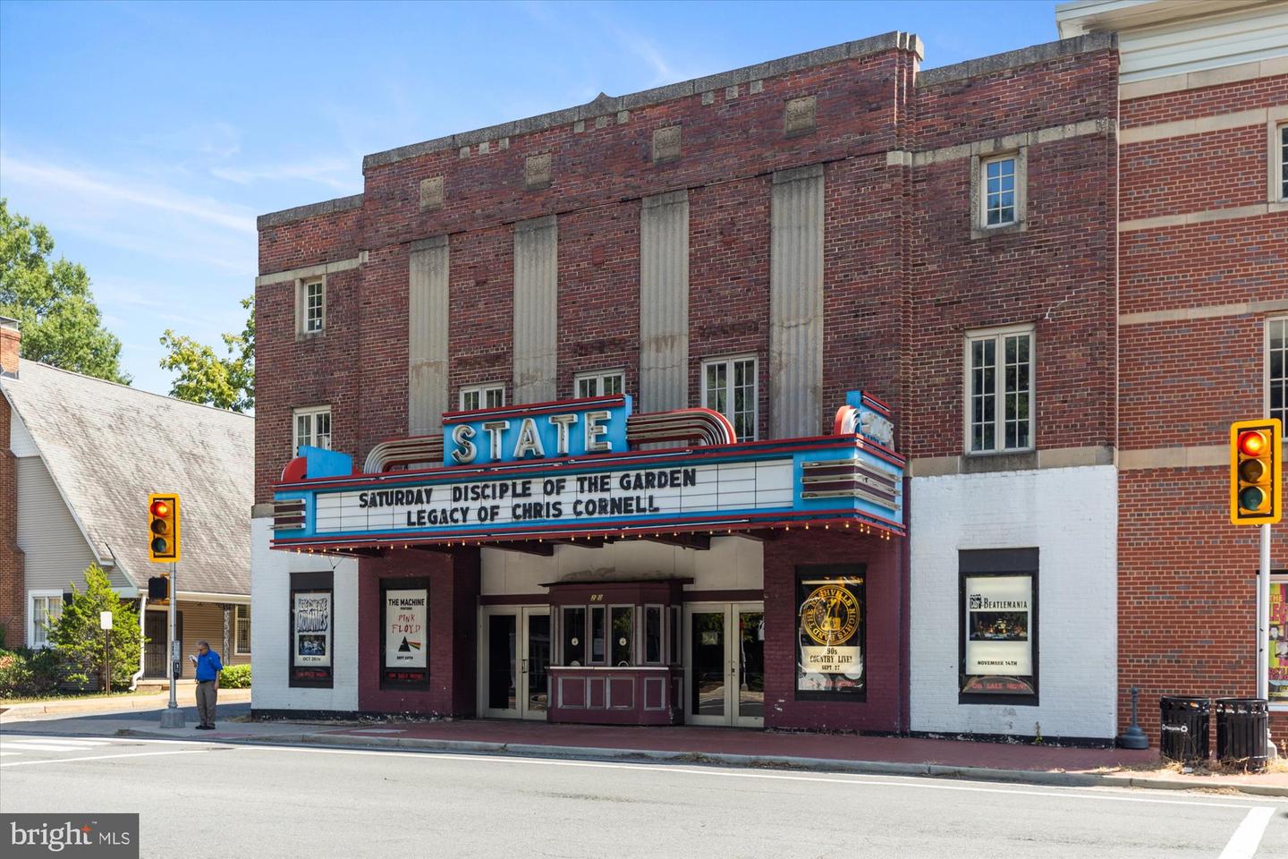 209 S VIRGINIA AVE, FALLS CHURCH, Virginia 22046, 3 Bedrooms Bedrooms, ,2 BathroomsBathrooms,Residential,For sale,209 S VIRGINIA AVE,VAFA2003424 MLS # VAFA2003424 209 S VIRGINIA AVE, FALLS CHURCH, Virginia 22046, 3 Bedrooms Bedrooms, ,2 BathroomsBathrooms,Residential,For sale,209 S VIRGINIA AVE,VAFA2003424 MLS # VAFA2003424