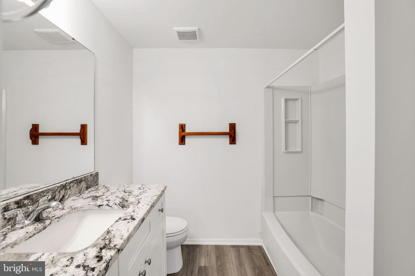 2914 MONTAUK CT, FALLS CHURCH, Virginia 22042, 4 Bedrooms Bedrooms, ,2 BathroomsBathrooms,Residential,For sale,2914 MONTAUK CT,VAFX2278142 MLS # VAFX2278142 2914 MONTAUK CT, FALLS CHURCH, Virginia 22042, 4 Bedrooms Bedrooms, ,2 BathroomsBathrooms,Residential,For sale,2914 MONTAUK CT,VAFX2278142 MLS # VAFX2278142