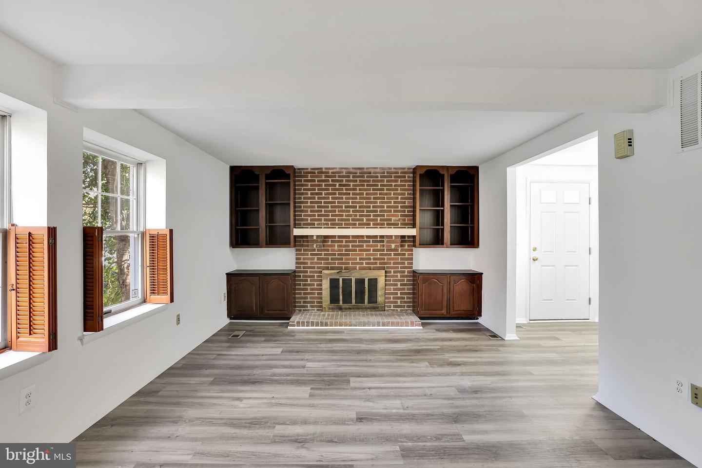 2914 MONTAUK CT, FALLS CHURCH, Virginia 22042, 4 Bedrooms Bedrooms, ,2 BathroomsBathrooms,Residential,For sale,2914 MONTAUK CT,VAFX2278142 MLS # VAFX2278142 2914 MONTAUK CT, FALLS CHURCH, Virginia 22042, 4 Bedrooms Bedrooms, ,2 BathroomsBathrooms,Residential,For sale,2914 MONTAUK CT,VAFX2278142 MLS # VAFX2278142