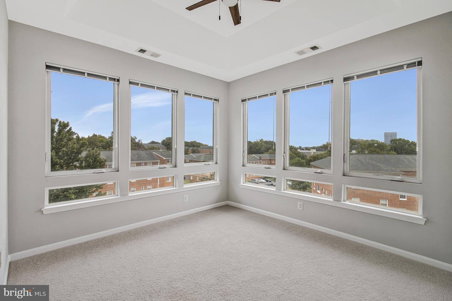 801 S GREENBRIER ST #412, ARLINGTON, Virginia 22204, 2 Bedrooms Bedrooms, ,2 BathroomsBathrooms,Residential,For sale,801 S GREENBRIER ST #412,VAAR2065790 MLS # VAAR2065790 801 S GREENBRIER ST #412, ARLINGTON, Virginia 22204, 2 Bedrooms Bedrooms, ,2 BathroomsBathrooms,Residential,For sale,801 S GREENBRIER ST #412,VAAR2065790 MLS # VAAR2065790