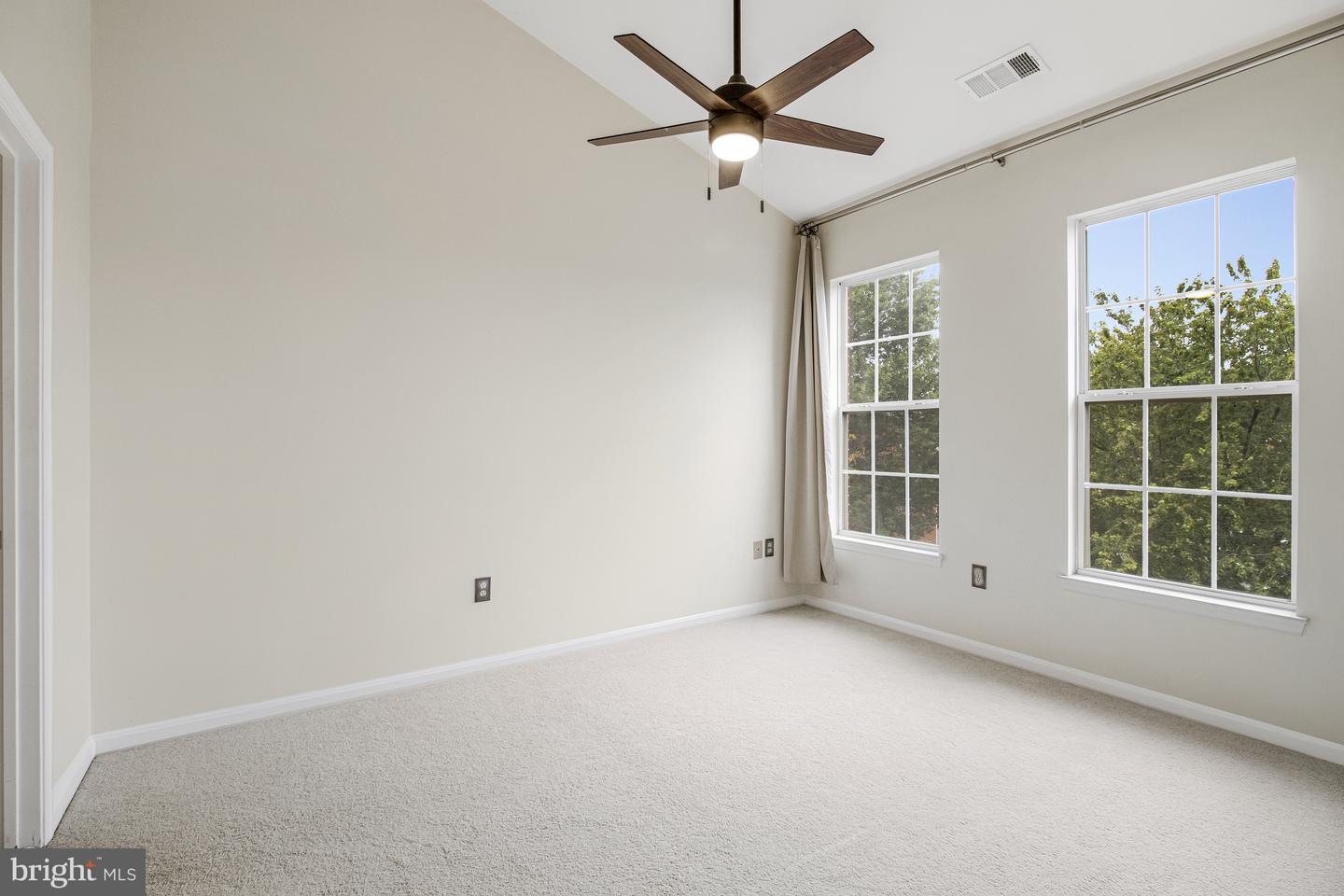 801 S GREENBRIER ST #412, ARLINGTON, Virginia 22204, 2 Bedrooms Bedrooms, ,2 BathroomsBathrooms,Residential,For sale,801 S GREENBRIER ST #412,VAAR2065790 MLS # VAAR2065790 801 S GREENBRIER ST #412, ARLINGTON, Virginia 22204, 2 Bedrooms Bedrooms, ,2 BathroomsBathrooms,Residential,For sale,801 S GREENBRIER ST #412,VAAR2065790 MLS # VAAR2065790