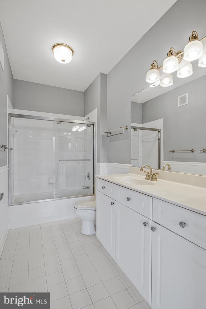 801 S GREENBRIER ST #412, ARLINGTON, Virginia 22204, 2 Bedrooms Bedrooms, ,2 BathroomsBathrooms,Residential,For sale,801 S GREENBRIER ST #412,VAAR2065790 MLS # VAAR2065790 801 S GREENBRIER ST #412, ARLINGTON, Virginia 22204, 2 Bedrooms Bedrooms, ,2 BathroomsBathrooms,Residential,For sale,801 S GREENBRIER ST #412,VAAR2065790 MLS # VAAR2065790