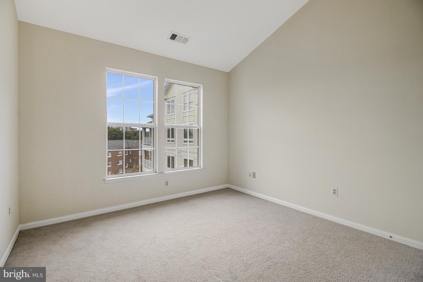 801 S GREENBRIER ST #412, ARLINGTON, Virginia 22204, 2 Bedrooms Bedrooms, ,2 BathroomsBathrooms,Residential,For sale,801 S GREENBRIER ST #412,VAAR2065790 MLS # VAAR2065790 801 S GREENBRIER ST #412, ARLINGTON, Virginia 22204, 2 Bedrooms Bedrooms, ,2 BathroomsBathrooms,Residential,For sale,801 S GREENBRIER ST #412,VAAR2065790 MLS # VAAR2065790