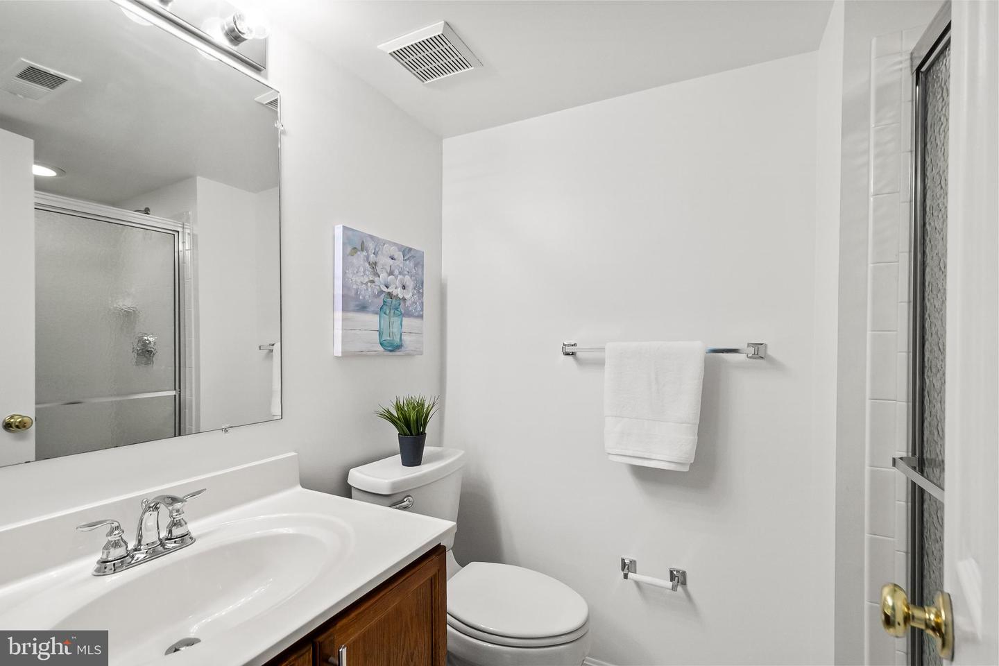 6325 ALDERMAN DR, ALEXANDRIA, Virginia 22315, 4 Bedrooms Bedrooms, 16 Rooms Rooms,3 BathroomsBathrooms,Residential,For sale,6325 ALDERMAN DR,VAFX2278154 MLS # VAFX2278154 6325 ALDERMAN DR, ALEXANDRIA, Virginia 22315, 4 Bedrooms Bedrooms, 16 Rooms Rooms,3 BathroomsBathrooms,Residential,For sale,6325 ALDERMAN DR,VAFX2278154 MLS # VAFX2278154