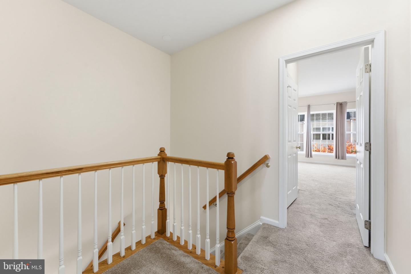 42643 HOMEFRONT TER, CHANTILLY, Virginia 20152, 3 Bedrooms Bedrooms, 3 Rooms Rooms,3 BathroomsBathrooms,Residential,For sale,42643 HOMEFRONT TER,VALO2110710 MLS # VALO2110710