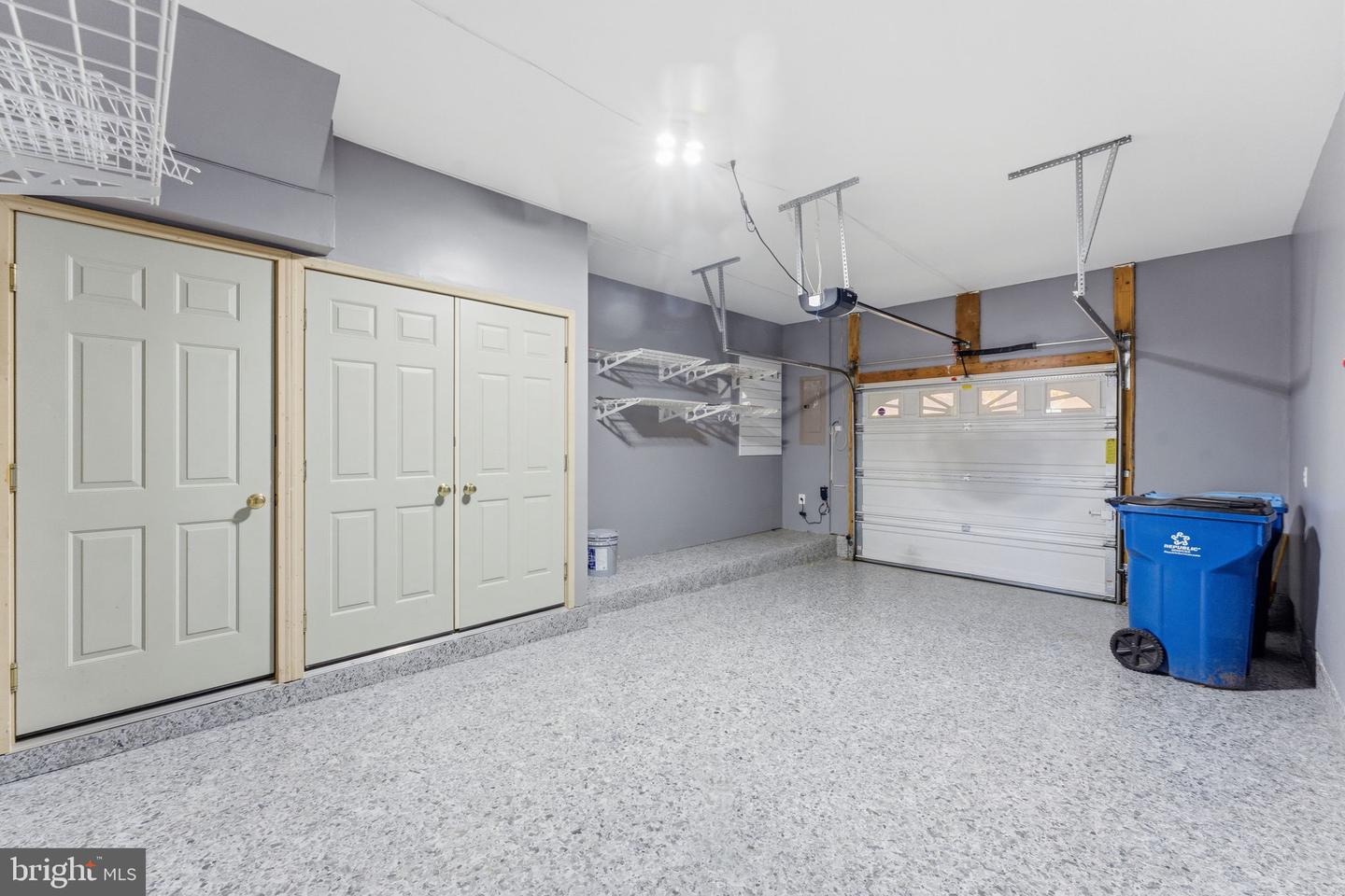 42643 HOMEFRONT TER, CHANTILLY, Virginia 20152, 3 Bedrooms Bedrooms, 3 Rooms Rooms,3 BathroomsBathrooms,Residential,For sale,42643 HOMEFRONT TER,VALO2110710 MLS # VALO2110710