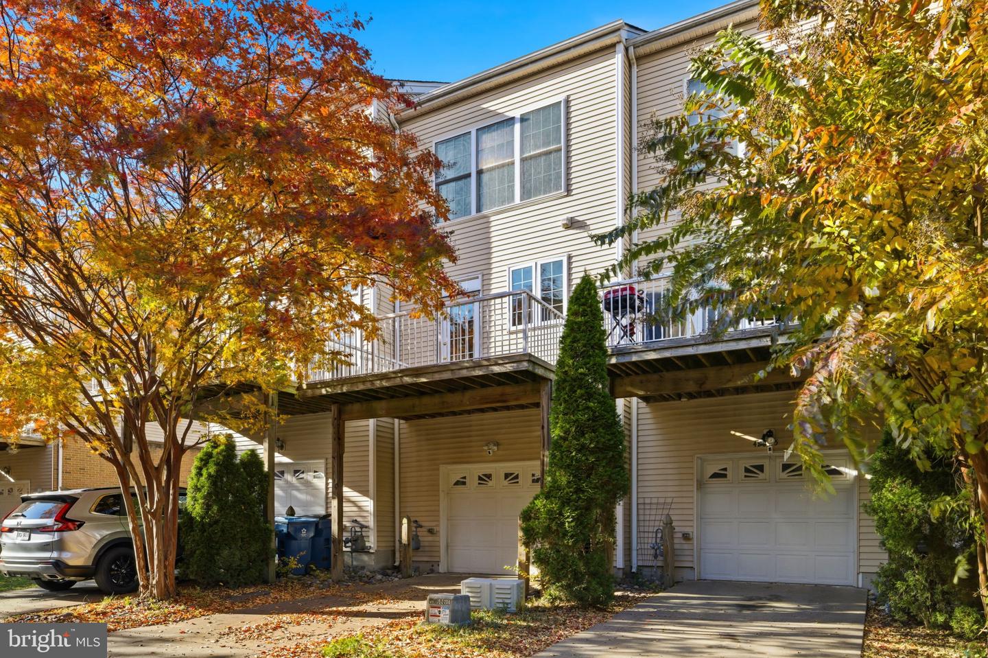 42643 HOMEFRONT TER, CHANTILLY, Virginia 20152, 3 Bedrooms Bedrooms, 3 Rooms Rooms,3 BathroomsBathrooms,Residential,For sale,42643 HOMEFRONT TER,VALO2110710 MLS # VALO2110710