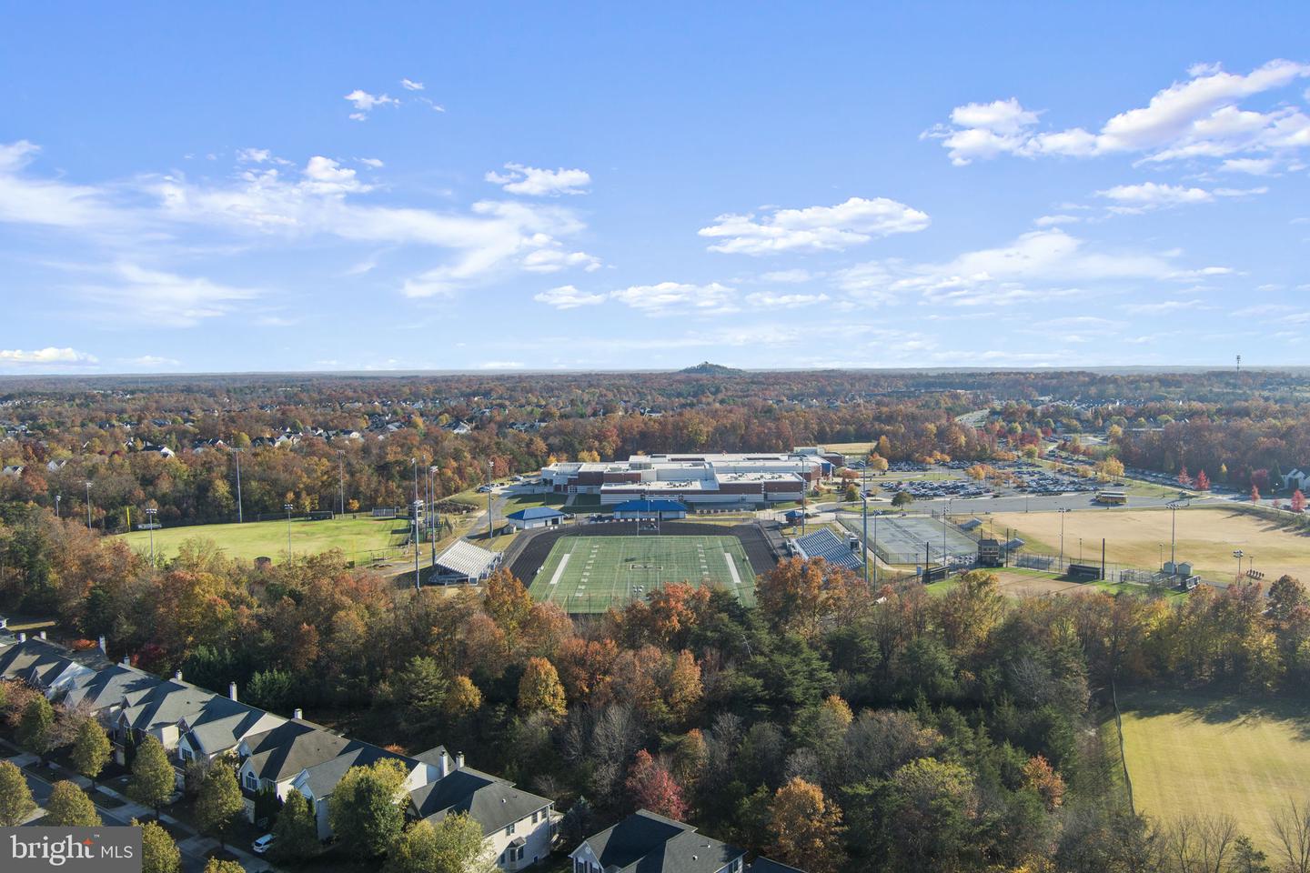 42643 HOMEFRONT TER, CHANTILLY, Virginia 20152, 3 Bedrooms Bedrooms, 3 Rooms Rooms,3 BathroomsBathrooms,Residential,For sale,42643 HOMEFRONT TER,VALO2110710 MLS # VALO2110710