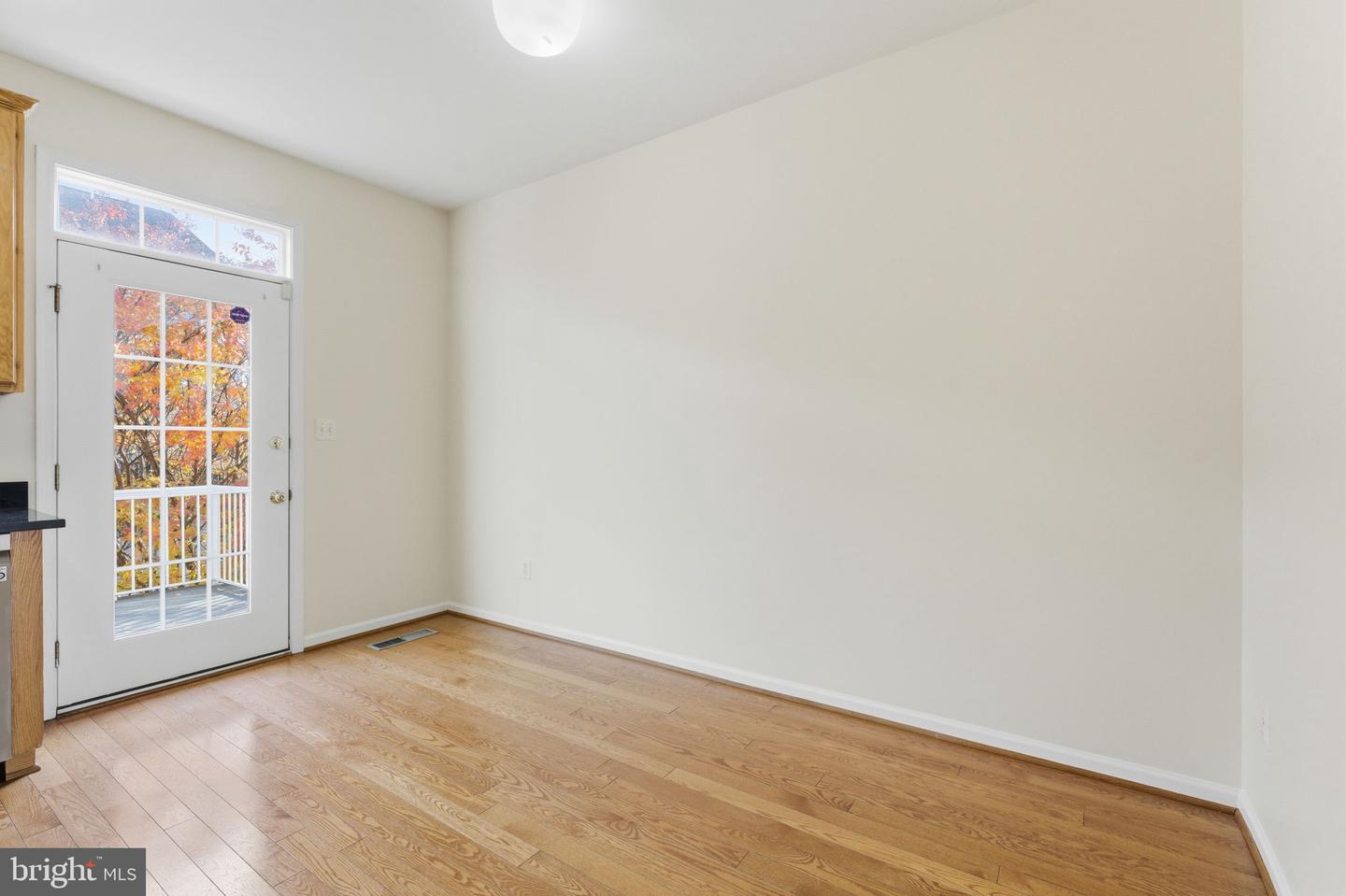 42643 HOMEFRONT TER, CHANTILLY, Virginia 20152, 3 Bedrooms Bedrooms, 3 Rooms Rooms,3 BathroomsBathrooms,Residential,For sale,42643 HOMEFRONT TER,VALO2110710 MLS # VALO2110710