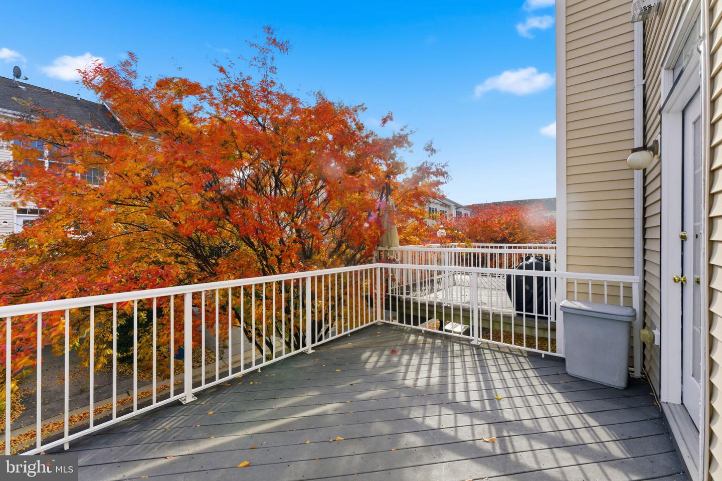 42643 HOMEFRONT TER, CHANTILLY, Virginia 20152, 3 Bedrooms Bedrooms, 3 Rooms Rooms,3 BathroomsBathrooms,Residential,For sale,42643 HOMEFRONT TER,VALO2110710 MLS # VALO2110710