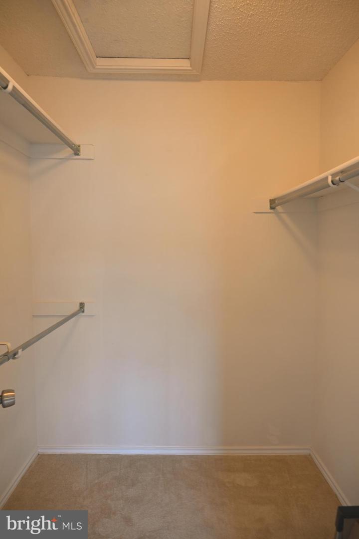 20965 TIMBER RIDGE TER #304, ASHBURN, Virginia 20147, 1 Bedroom Bedrooms, ,1 BathroomBathrooms,Residential,For sale,20965 TIMBER RIDGE TER #304,VALO2110746 MLS # VALO2110746 20965 TIMBER RIDGE TER #304, ASHBURN, Virginia 20147, 1 Bedroom Bedrooms, ,1 BathroomBathrooms,Residential,For sale,20965 TIMBER RIDGE TER #304,VALO2110746 MLS # VALO2110746