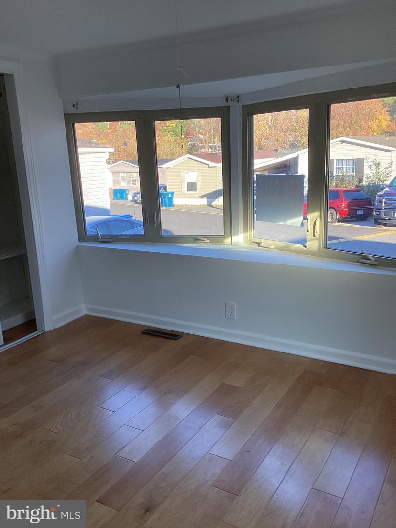 7800 TAYLOE DR #95, MANASSAS, Virginia 20112, 3 Bedrooms Bedrooms, ,1 BathroomBathrooms,Residential,For sale,7800 TAYLOE DR #95,VAPW2107448 MLS # VAPW2107448