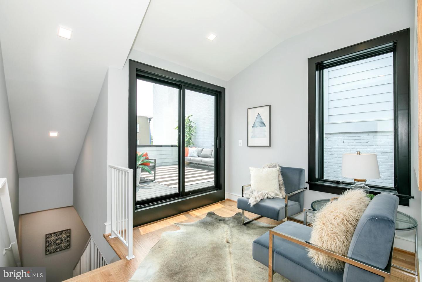 1015 O ST NW, WASHINGTON, District Of Columbia 20001, 4 Bedrooms Bedrooms, ,3 BathroomsBathrooms,Residential,For sale,1015 O ST NW,DCDC2230816 MLS # DCDC2230816