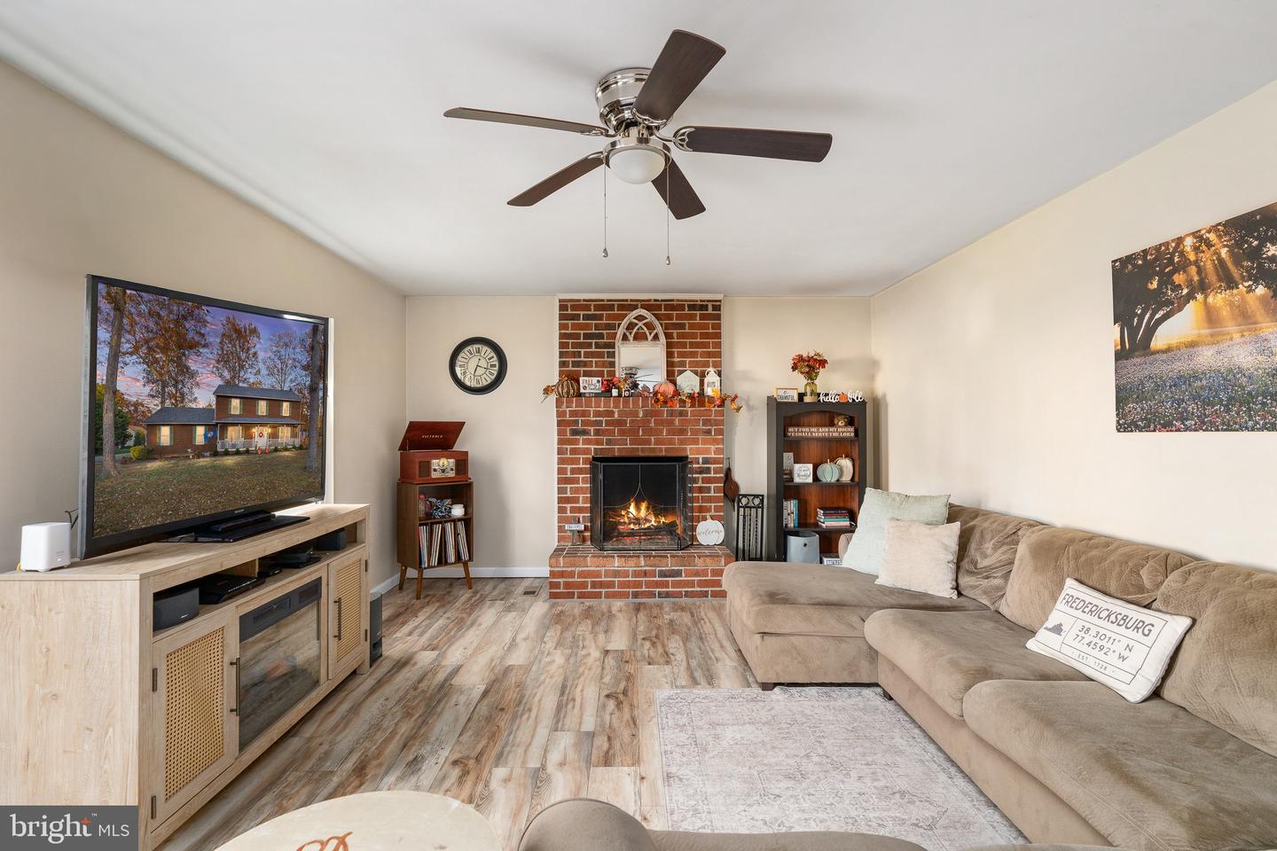 3 LORD FAIRFAX DR, FREDERICKSBURG, Virginia 22405, 4 Bedrooms Bedrooms, ,2 BathroomsBathrooms,Residential,For sale,3 LORD FAIRFAX DR,VAST2044076 MLS # VAST2044076 3 LORD FAIRFAX DR, FREDERICKSBURG, Virginia 22405, 4 Bedrooms Bedrooms, ,2 BathroomsBathrooms,Residential,For sale,3 LORD FAIRFAX DR,VAST2044076 MLS # VAST2044076