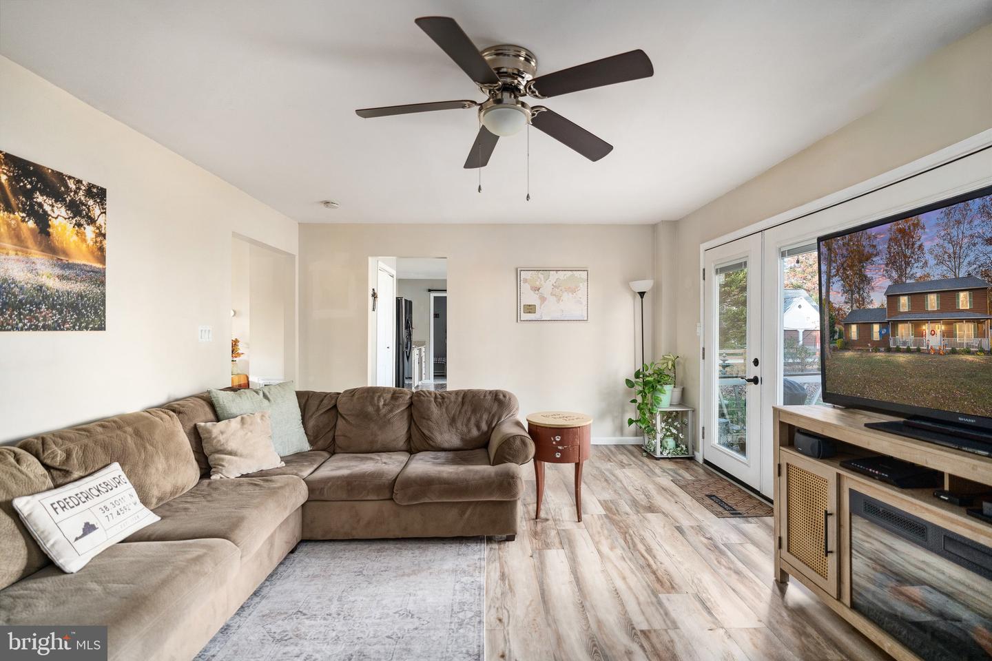 3 LORD FAIRFAX DR, FREDERICKSBURG, Virginia 22405, 4 Bedrooms Bedrooms, ,2 BathroomsBathrooms,Residential,For sale,3 LORD FAIRFAX DR,VAST2044076 MLS # VAST2044076 3 LORD FAIRFAX DR, FREDERICKSBURG, Virginia 22405, 4 Bedrooms Bedrooms, ,2 BathroomsBathrooms,Residential,For sale,3 LORD FAIRFAX DR,VAST2044076 MLS # VAST2044076