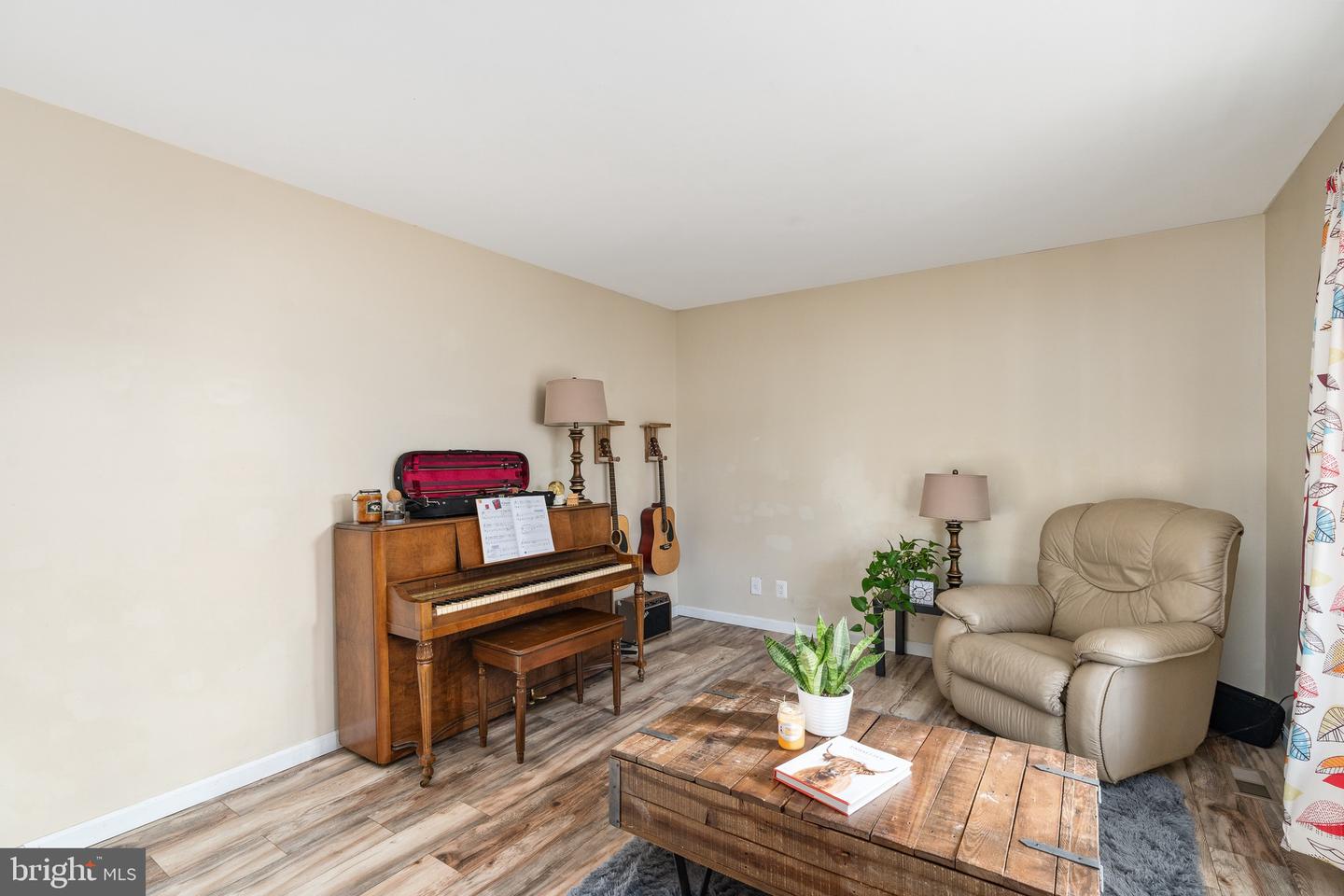 3 LORD FAIRFAX DR, FREDERICKSBURG, Virginia 22405, 4 Bedrooms Bedrooms, ,2 BathroomsBathrooms,Residential,For sale,3 LORD FAIRFAX DR,VAST2044076 MLS # VAST2044076 3 LORD FAIRFAX DR, FREDERICKSBURG, Virginia 22405, 4 Bedrooms Bedrooms, ,2 BathroomsBathrooms,Residential,For sale,3 LORD FAIRFAX DR,VAST2044076 MLS # VAST2044076