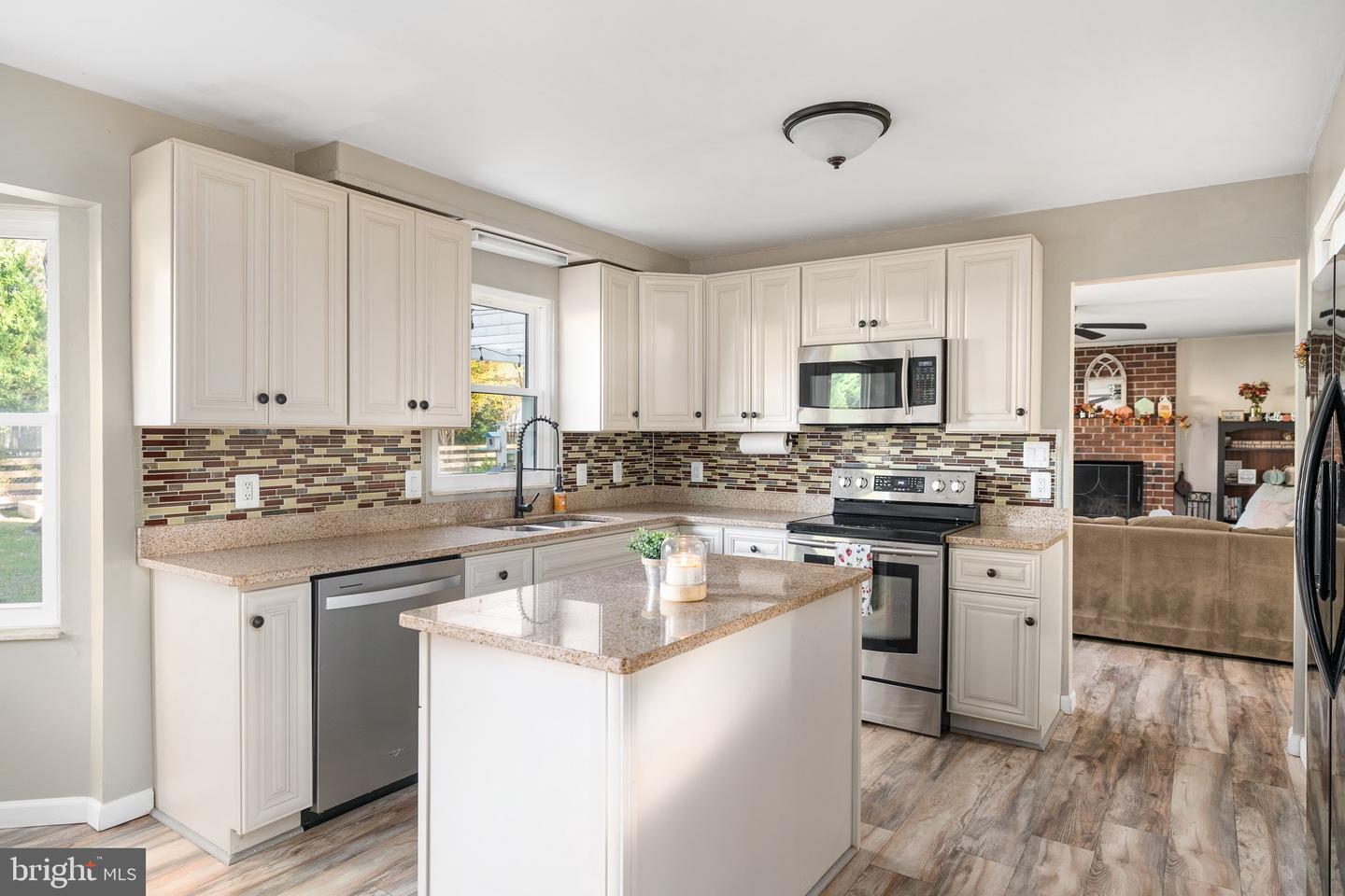 3 LORD FAIRFAX DR, FREDERICKSBURG, Virginia 22405, 4 Bedrooms Bedrooms, ,2 BathroomsBathrooms,Residential,For sale,3 LORD FAIRFAX DR,VAST2044076 MLS # VAST2044076 3 LORD FAIRFAX DR, FREDERICKSBURG, Virginia 22405, 4 Bedrooms Bedrooms, ,2 BathroomsBathrooms,Residential,For sale,3 LORD FAIRFAX DR,VAST2044076 MLS # VAST2044076